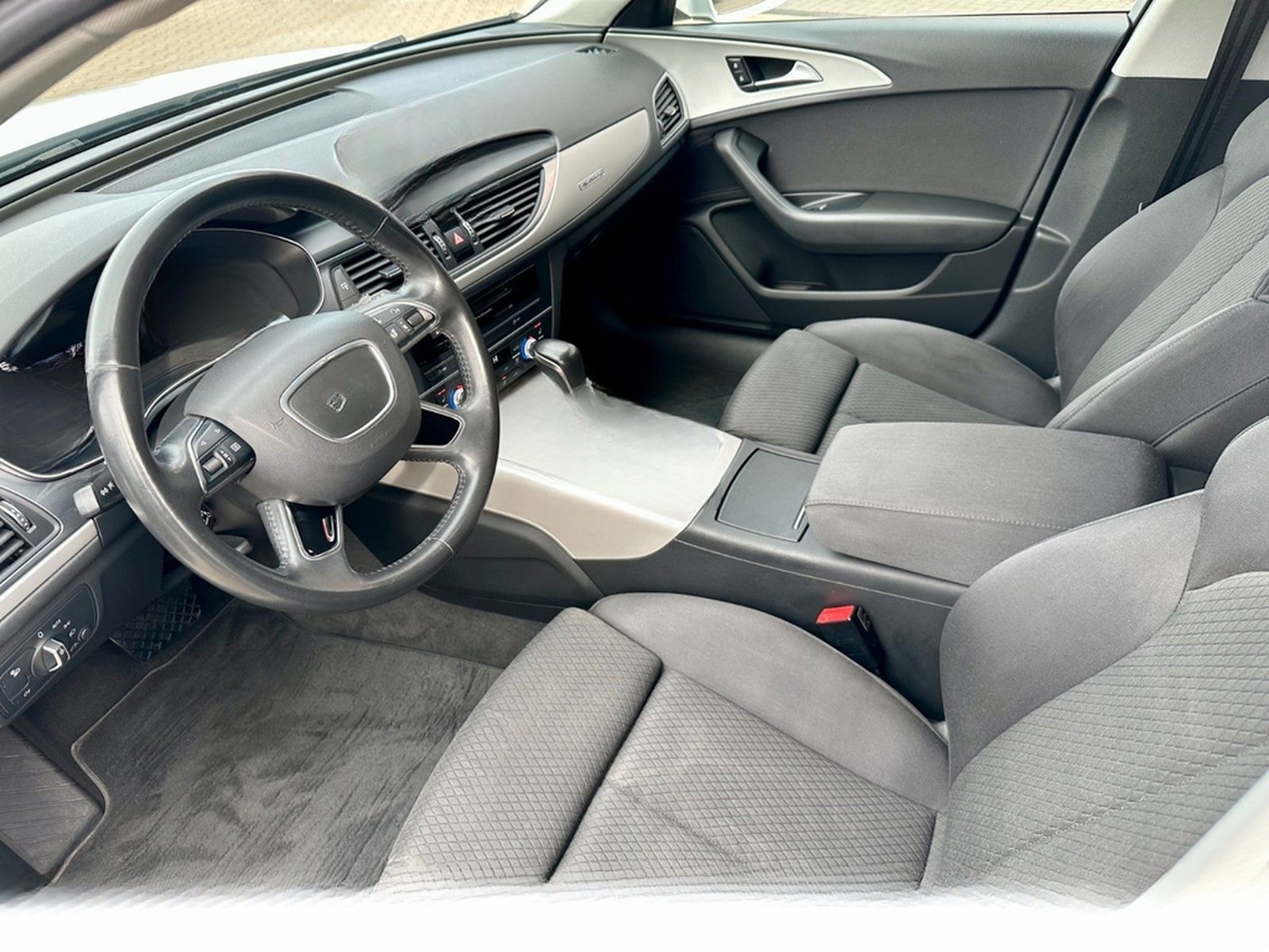 Audi A6 Avant 2.0 TFSI quattro NAV AAC EFH  Xenon AHK foto 14