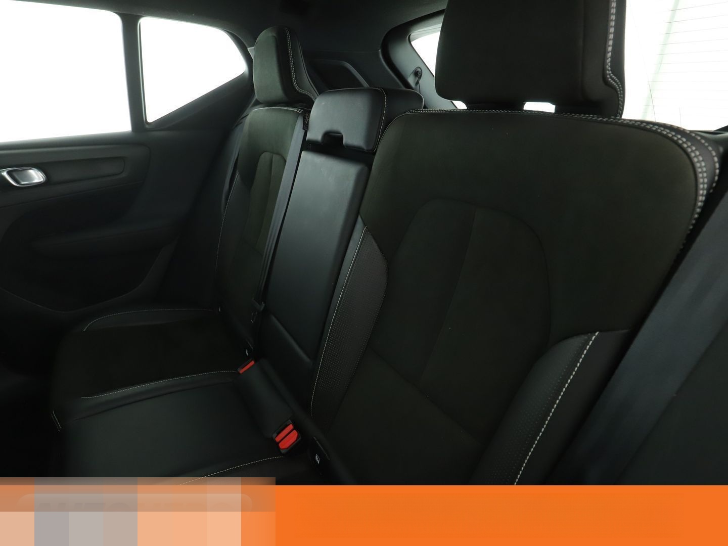 Volvo XC40 2.0 D4 R-Design AWD Aut.*NAVI*LED*TEMPO*CAM foto 14