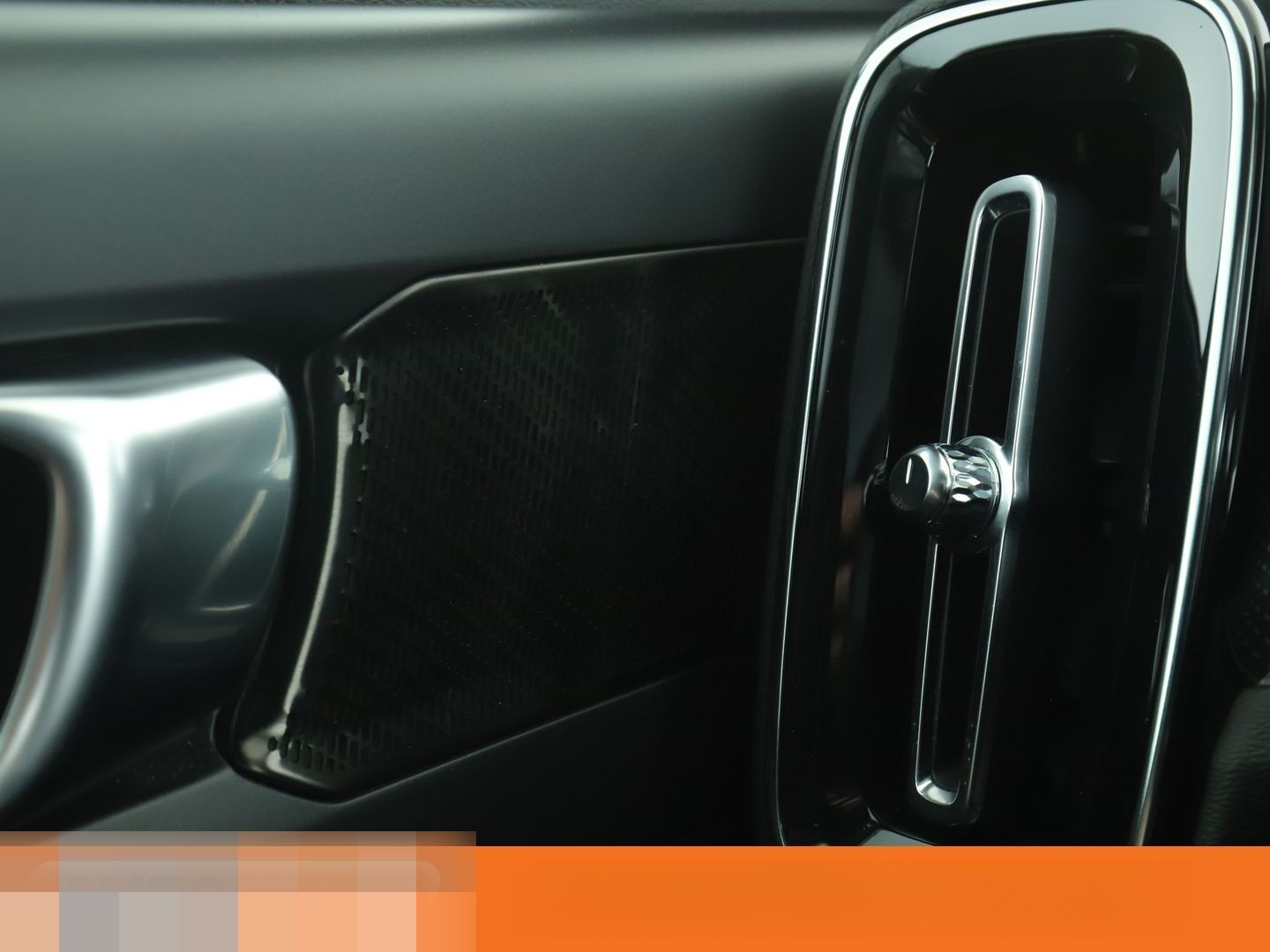 Volvo XC40 2.0 D4 R-Design AWD Aut.*NAVI*LED*TEMPO*CAM foto 25