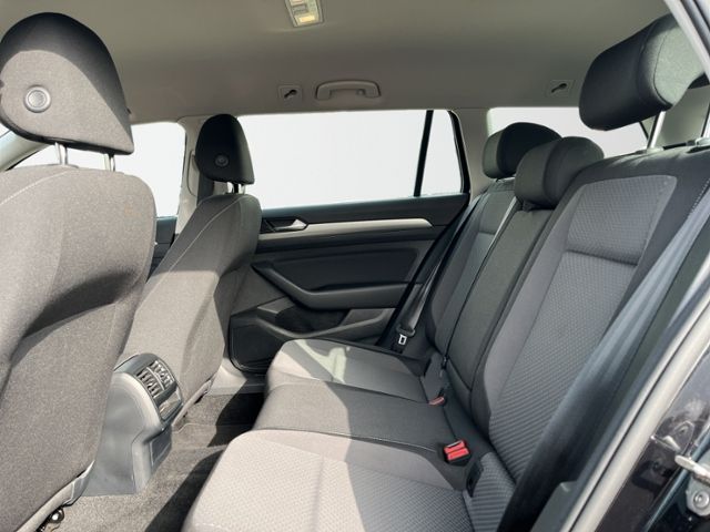 Volkswagen Passat Variant 2.0 TDI Conceptline foto 6