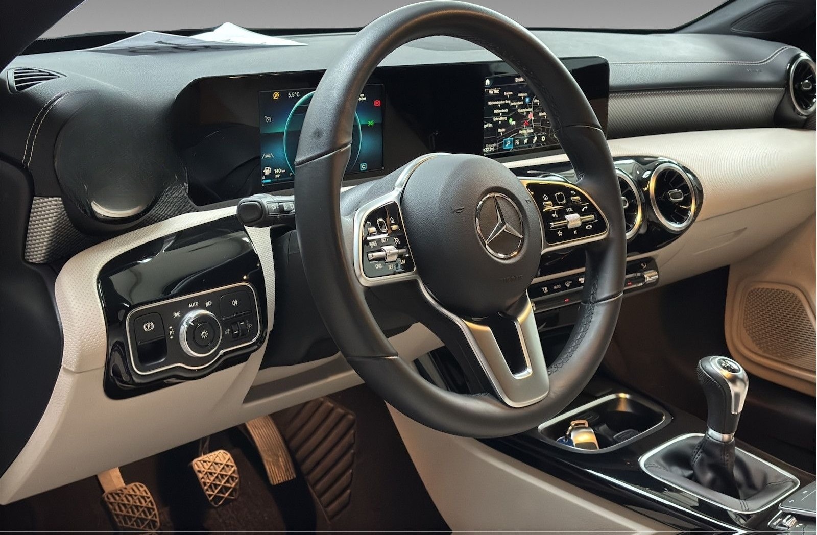 Mercedes-Benz CLA 180 Shooting Brake Leder Navi Kamera 1.Hd foto 6
