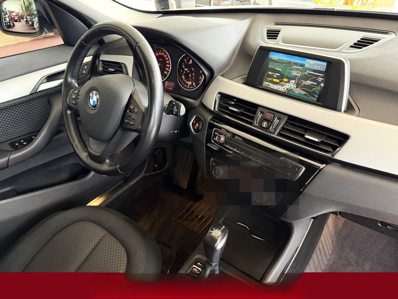 BMW X1 xDrive 20i *AHK*Navi*Tempo*Shzg* foto 6