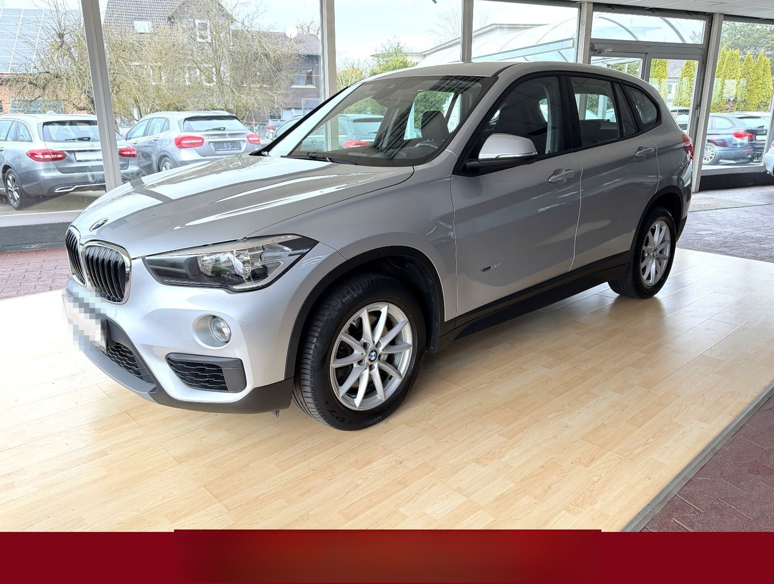 BMW X1 xDrive 20i *AHK*Navi*Tempo*Shzg* foto 8