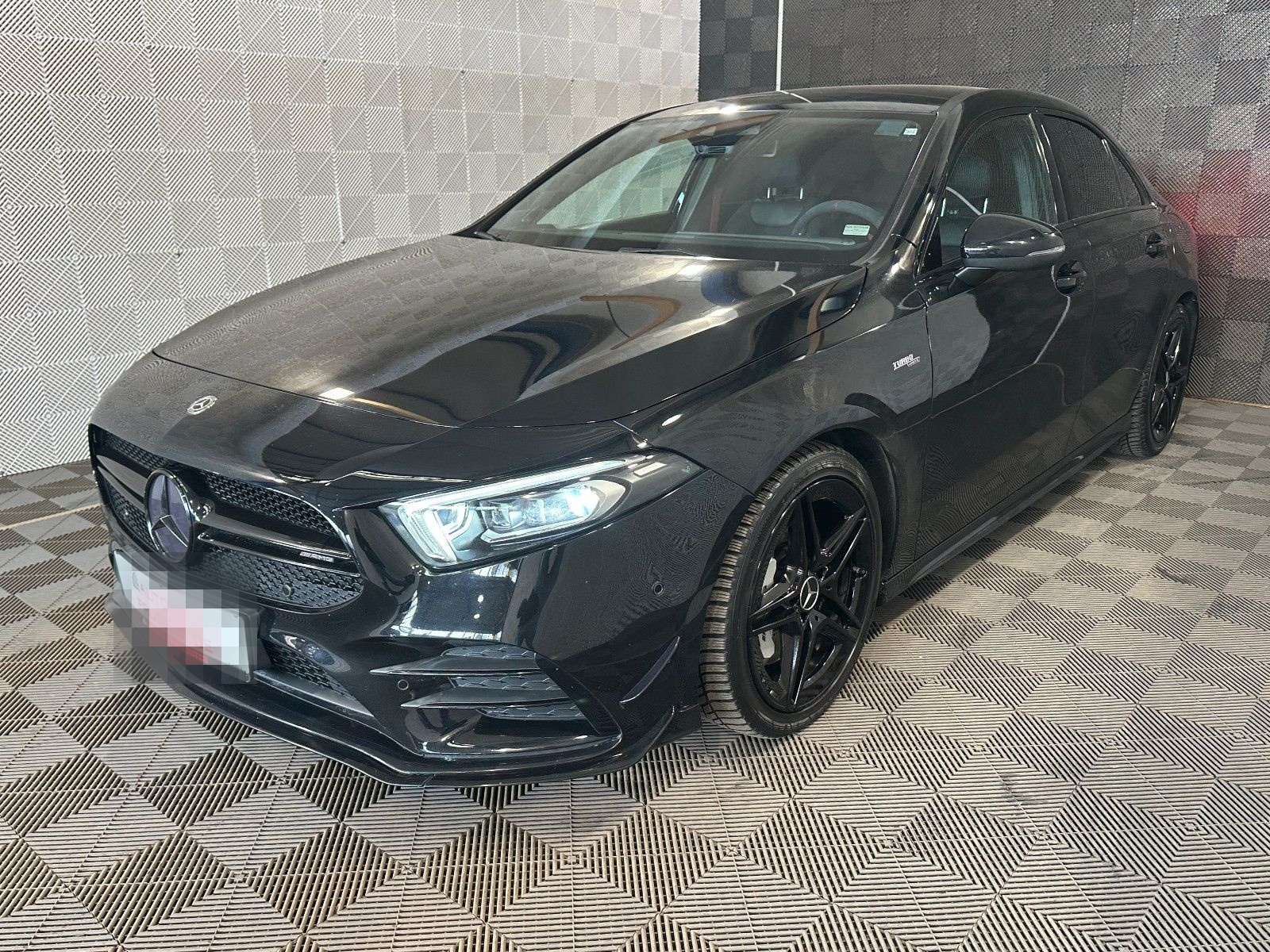 Mercedes-Benz A 35 Lim. 4Ma.*AMG*NIGHT-PANO-LED-BURMESTER-ACC foto 2