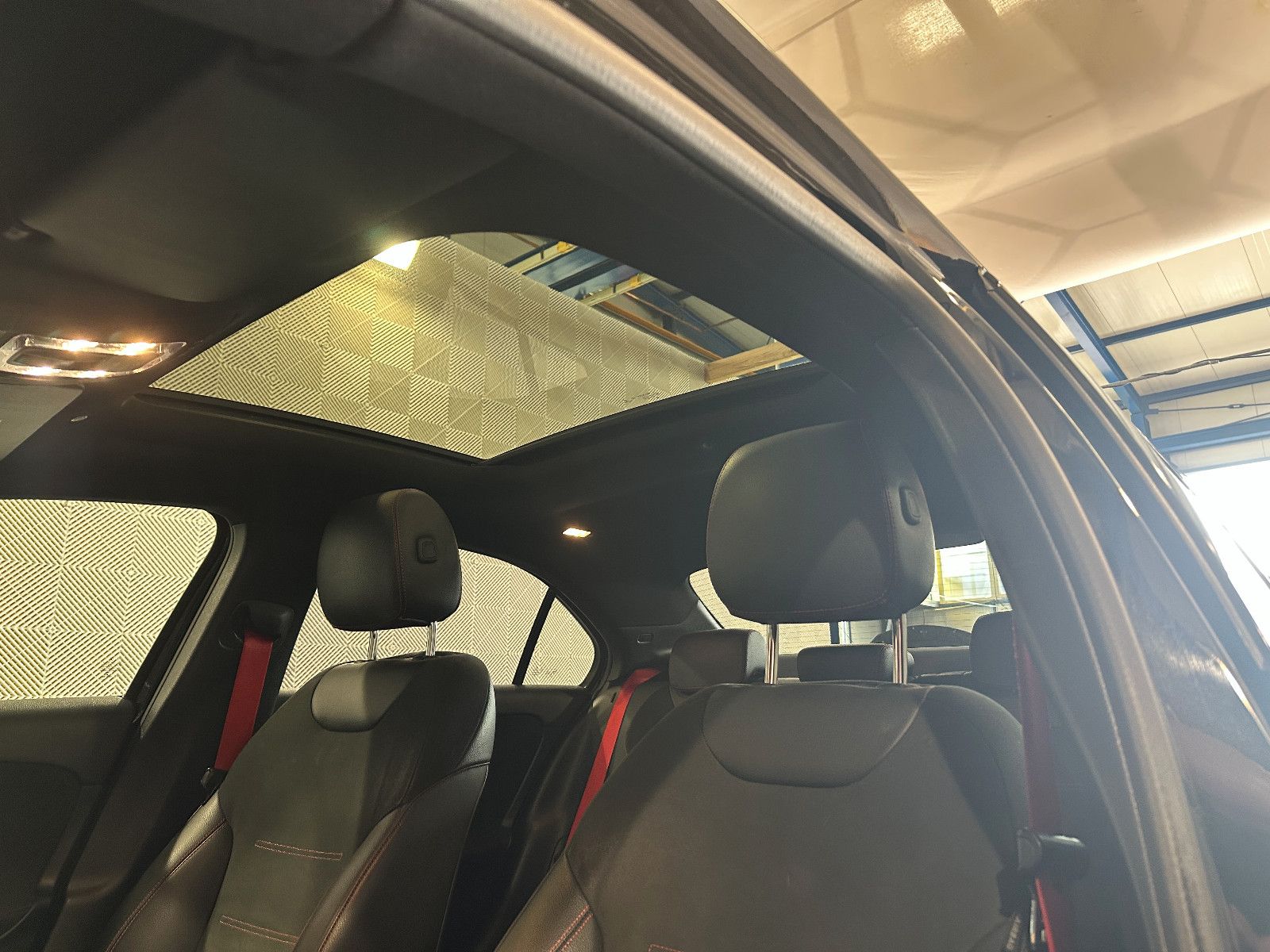 Mercedes-Benz A 35 Lim. 4Ma.*AMG*NIGHT-PANO-LED-BURMESTER-ACC foto 25