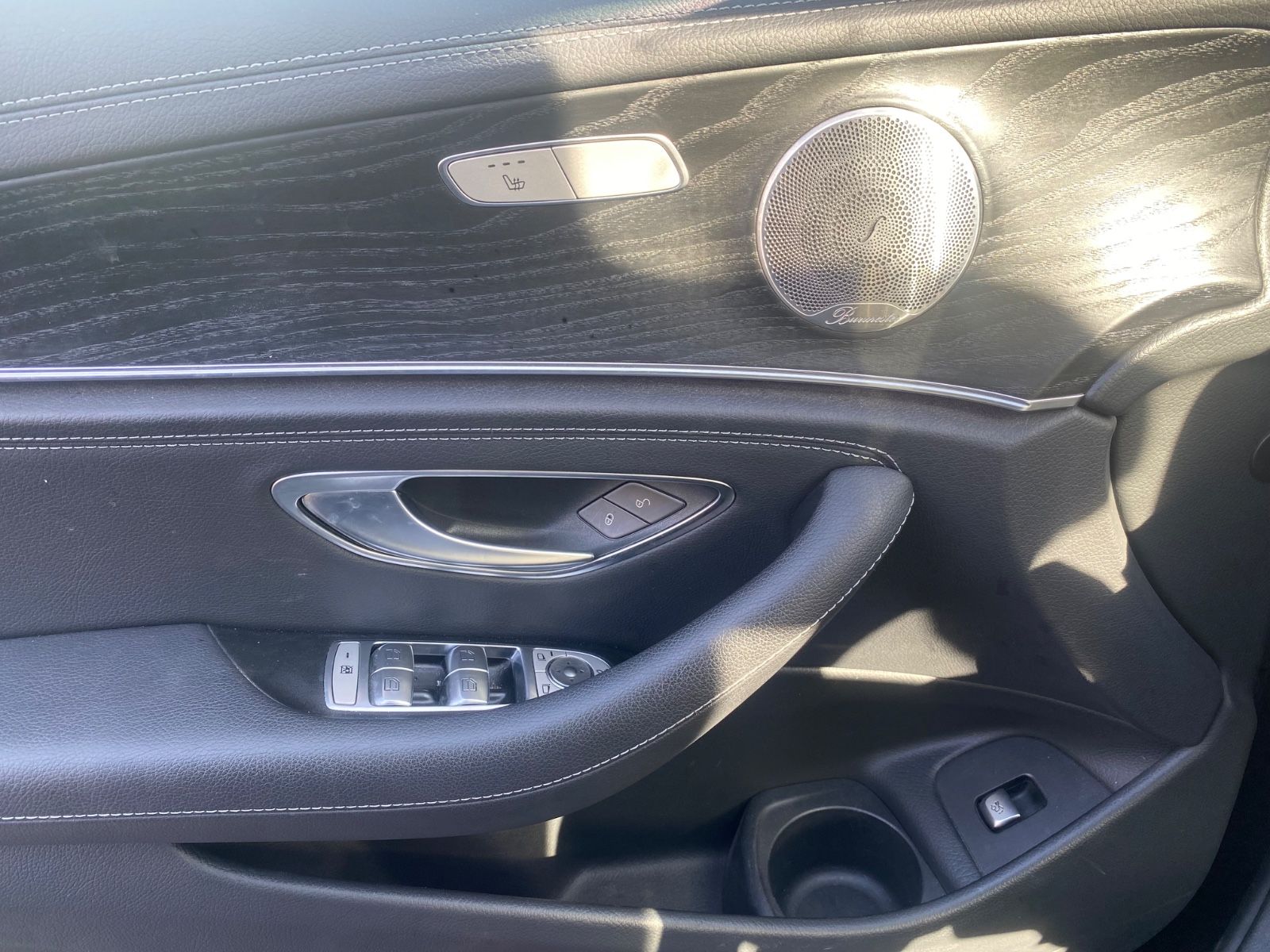 Mercedes-Benz T-Modell E 300 de AMG LINE foto 25