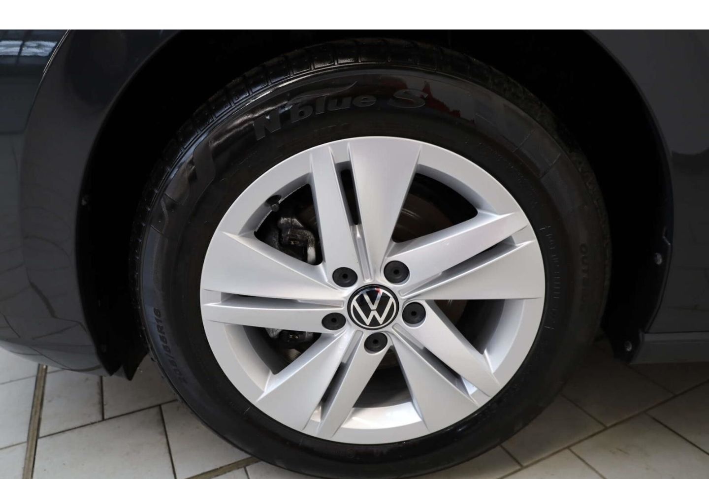 Volkswagen Golf 1.5 TSI OPF Life 6Gg.  LED/RFK/DC/DAB foto 17