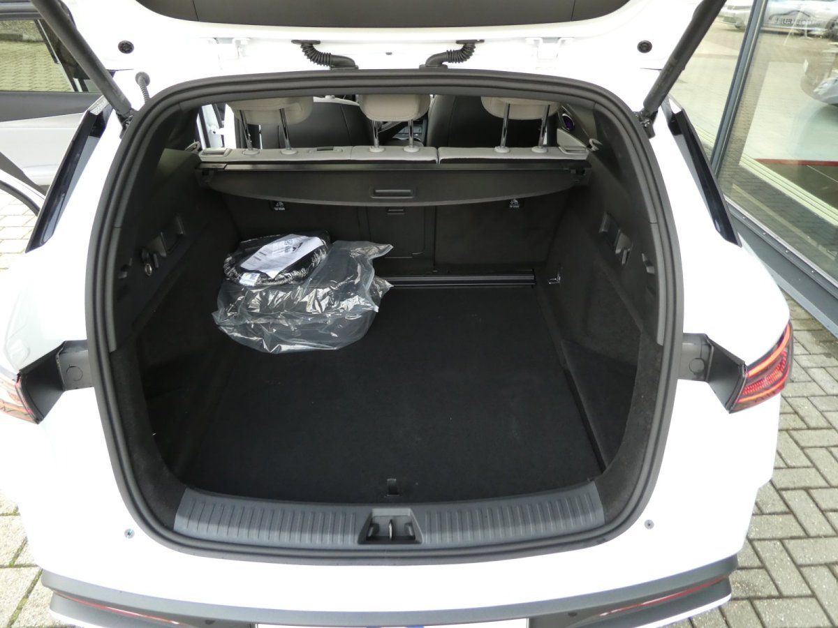 BYD Seal 6 DM-I Touring Comfort *Privacy*Pano*Leder* foto 11