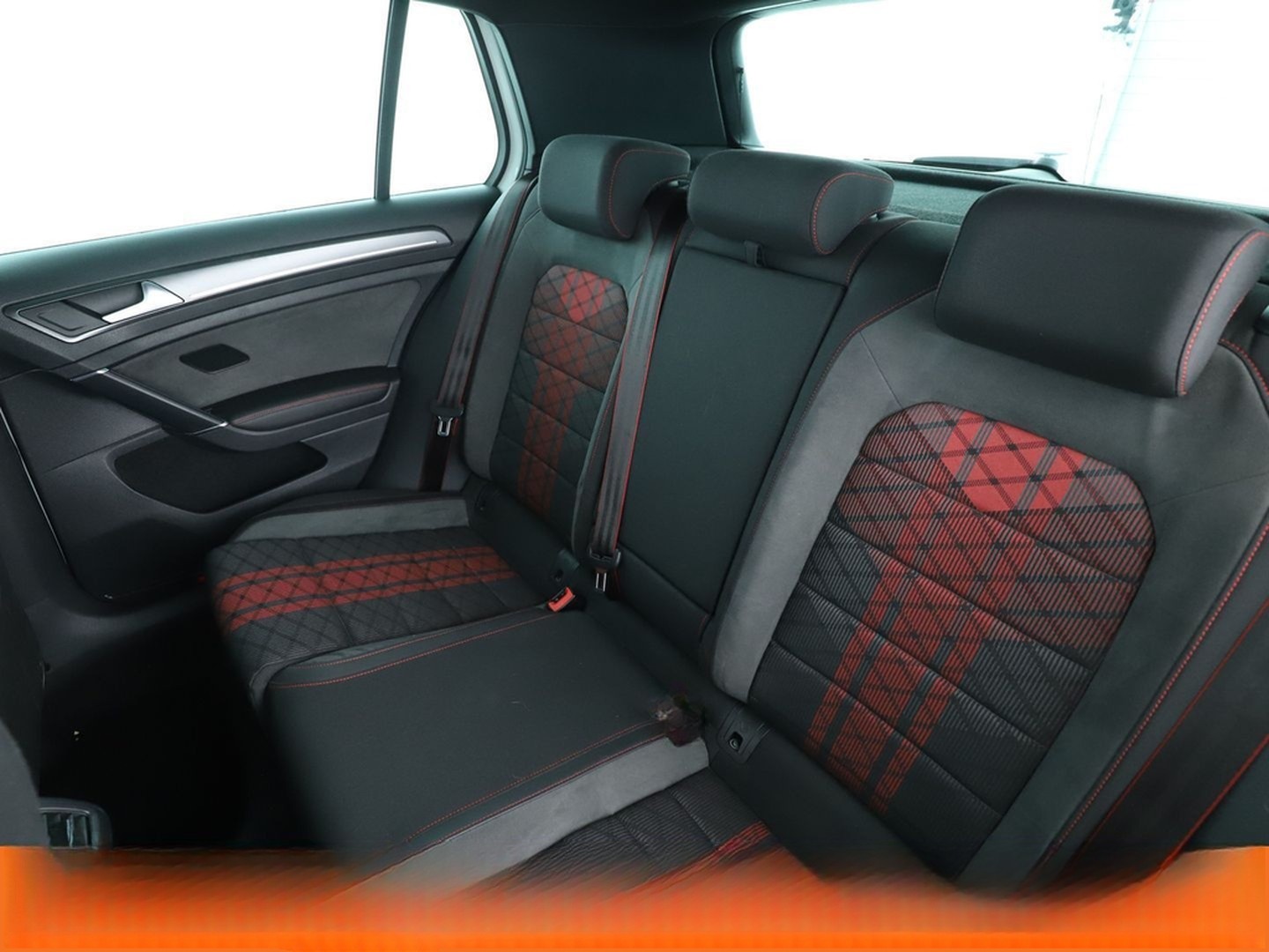 Volkswagen Golf VII 2.0 TSI GTI TCR Aut.*NAVI*CAM*ACC* foto 14