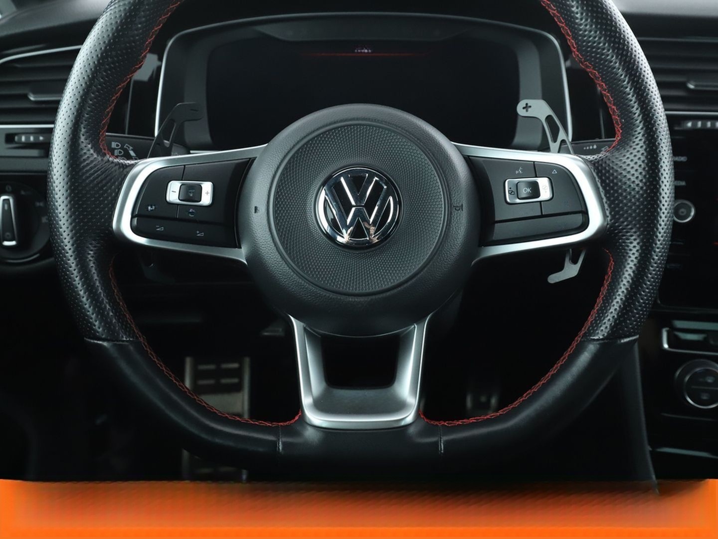 Volkswagen Golf VII 2.0 TSI GTI TCR Aut.*NAVI*CAM*ACC* foto 19
