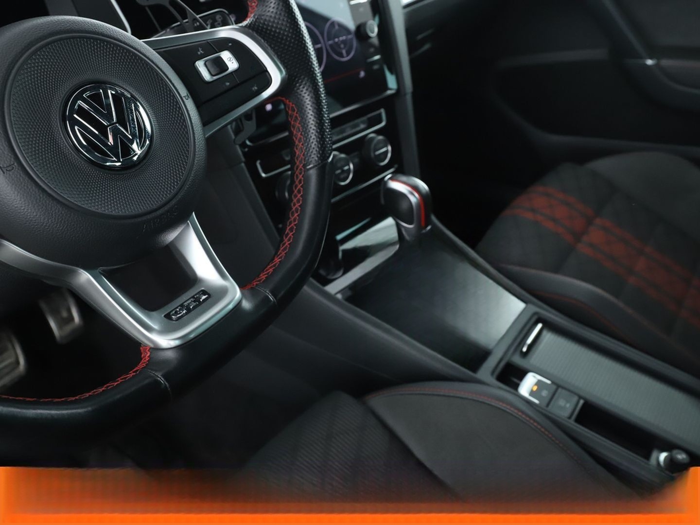 Volkswagen Golf VII 2.0 TSI GTI TCR Aut.*NAVI*CAM*ACC* foto 30
