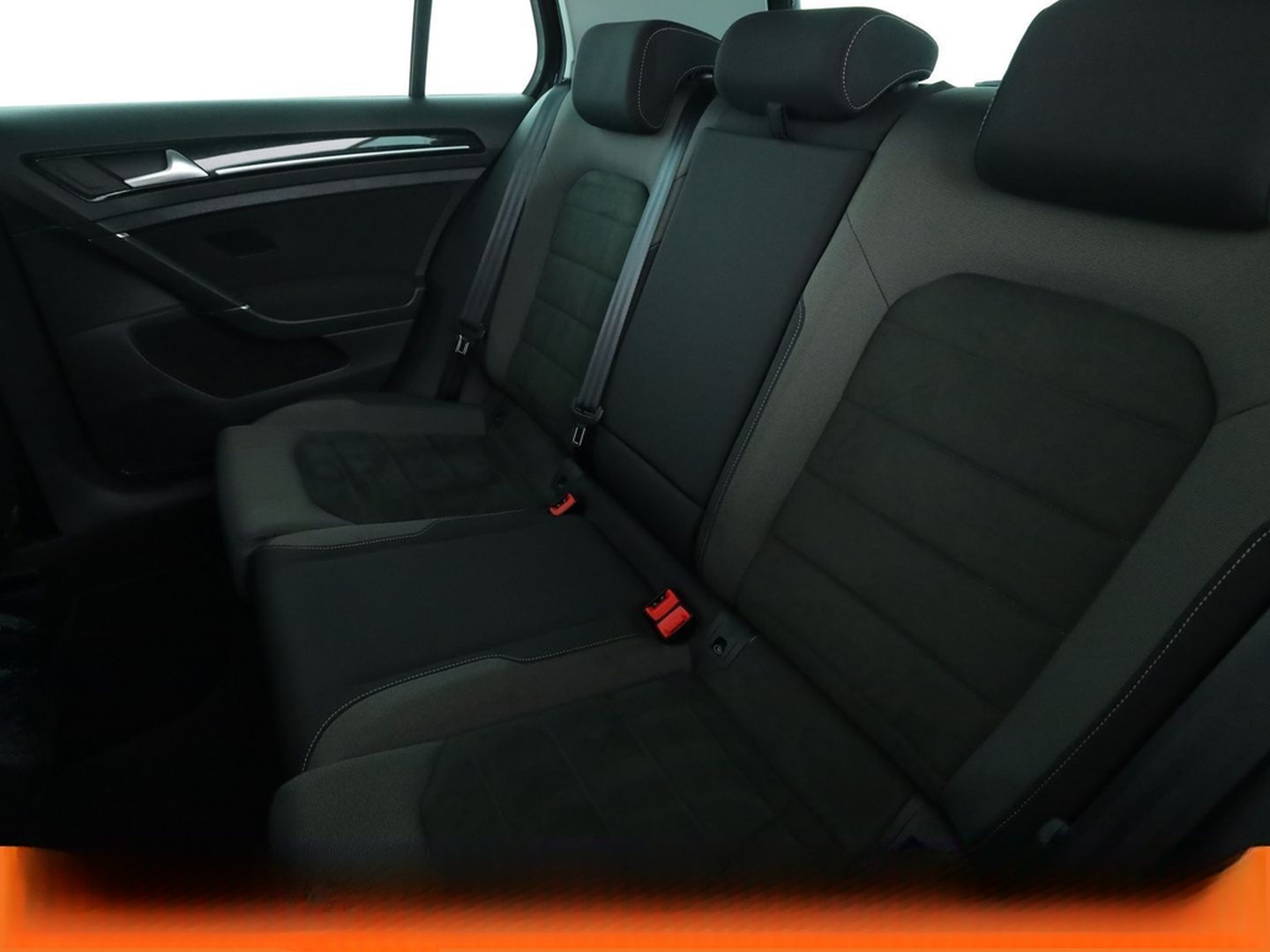 Volkswagen Golf VII 1.5 TSI ACT Highline BM Aut.*NAVI*LED* foto 14