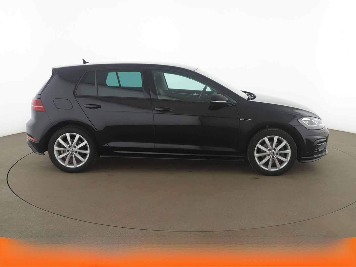 Volkswagen Golf VII 1.5 TSI ACT Highline BM Aut.*NAVI*LED* foto 7