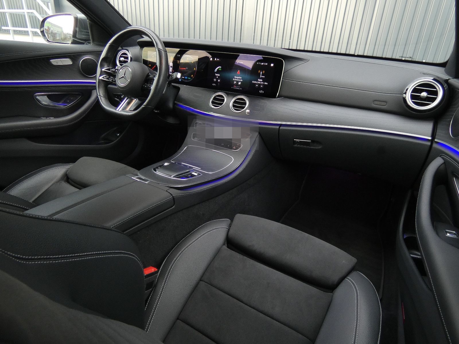 Mercedes-Benz E 300 d 4MATIC AMG Line WIDE LED SHD Kamera 19" foto 2