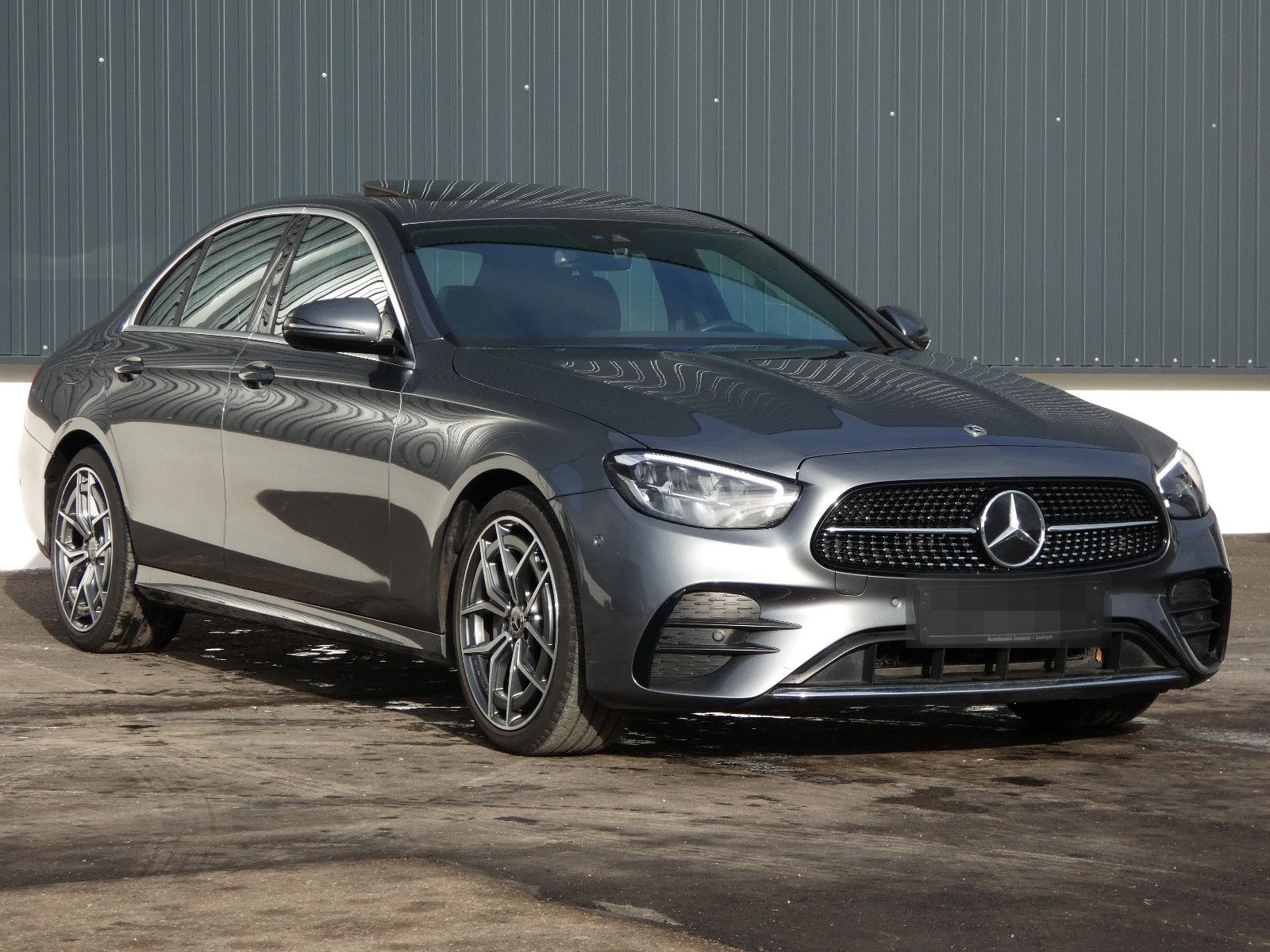 Mercedes-Benz E 300 d 4MATIC AMG Line WIDE LED SHD Kamera 19" foto 25