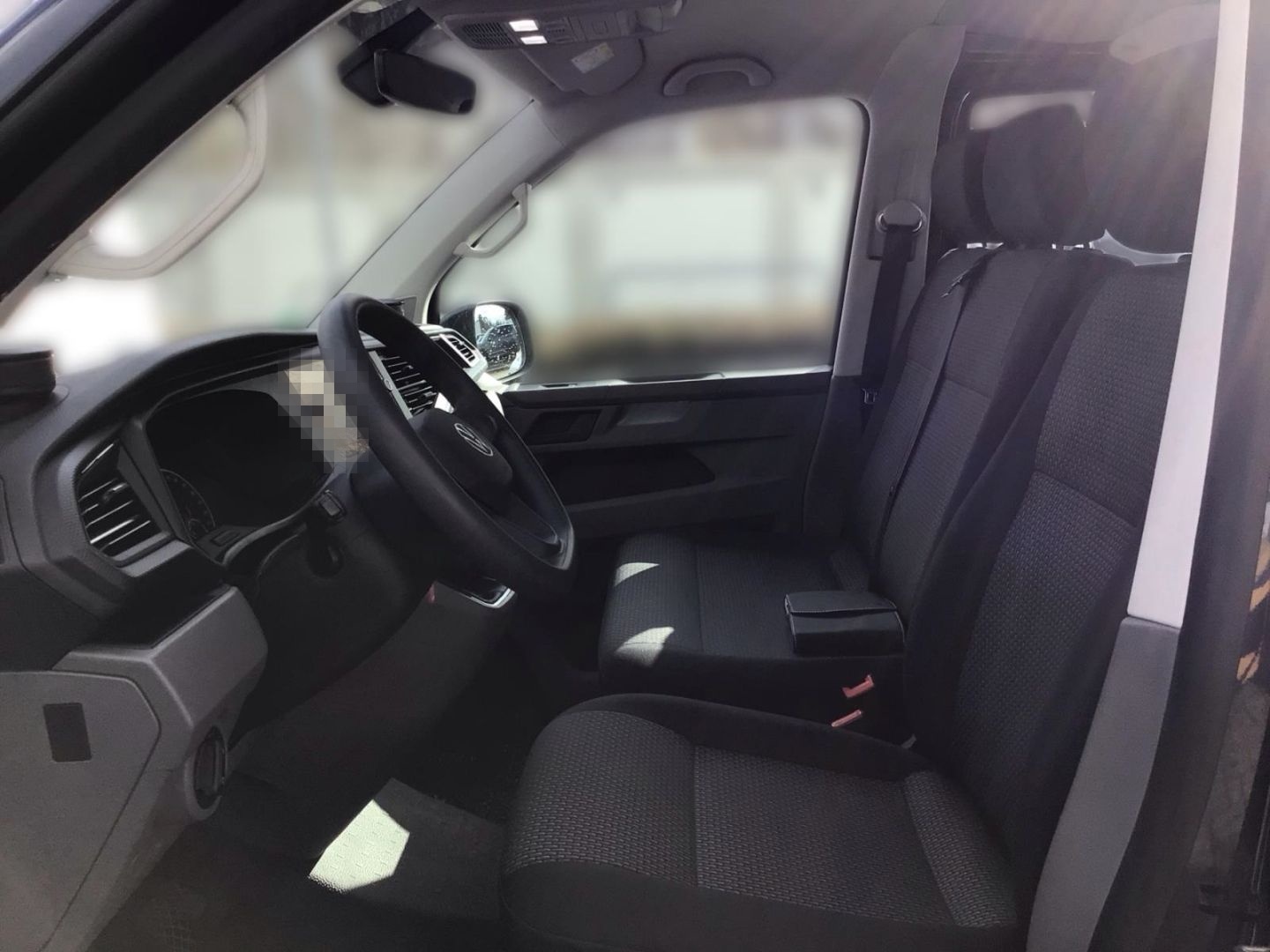 Volkswagen T6.1 Kombi AHK NAV LED KLIMA v+h PDC v+h L+S foto 7