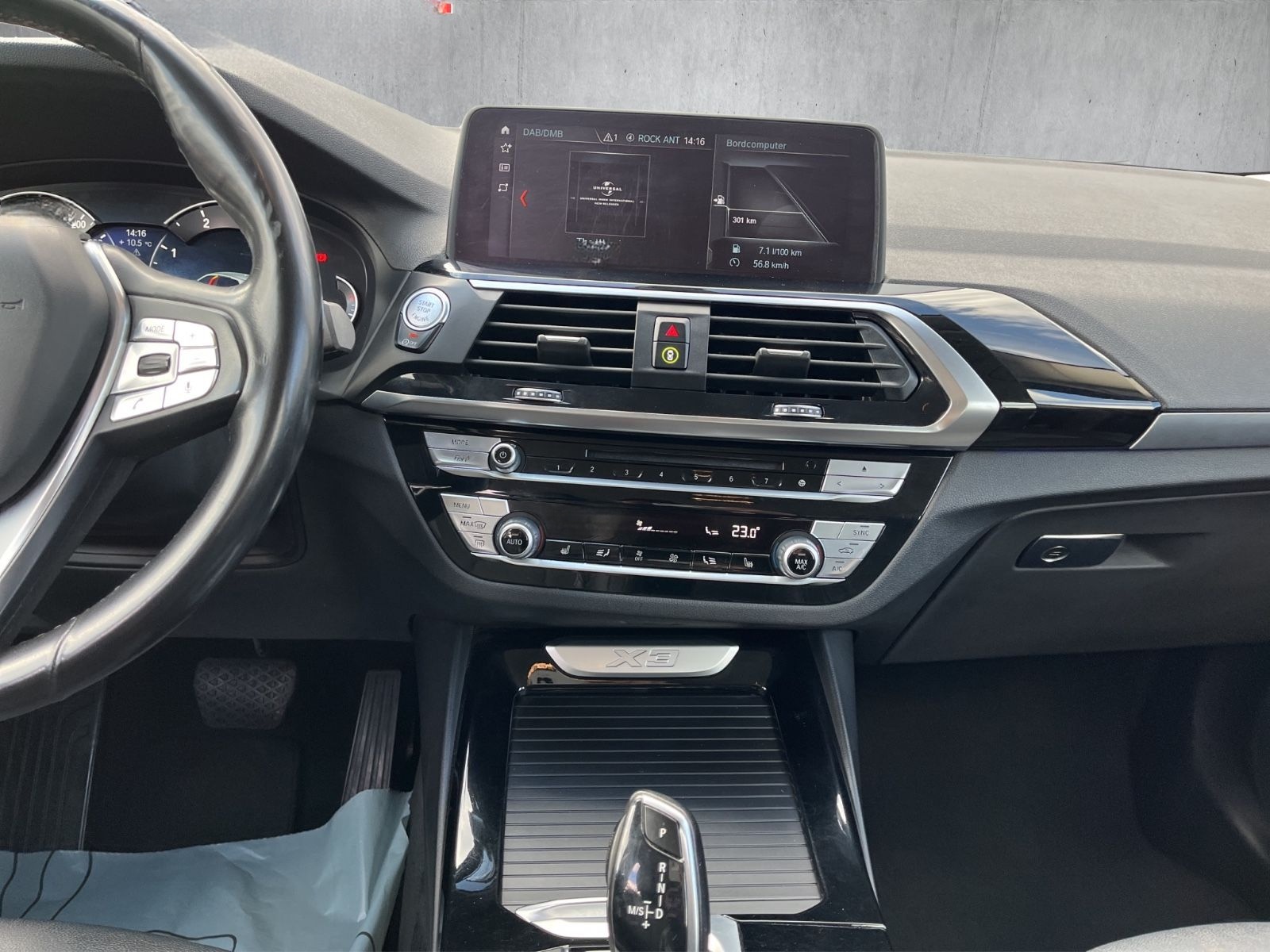 BMW X3 xDrive 20 d xLine HUD/AHK/ACC/LED/360°/LANE foto 16