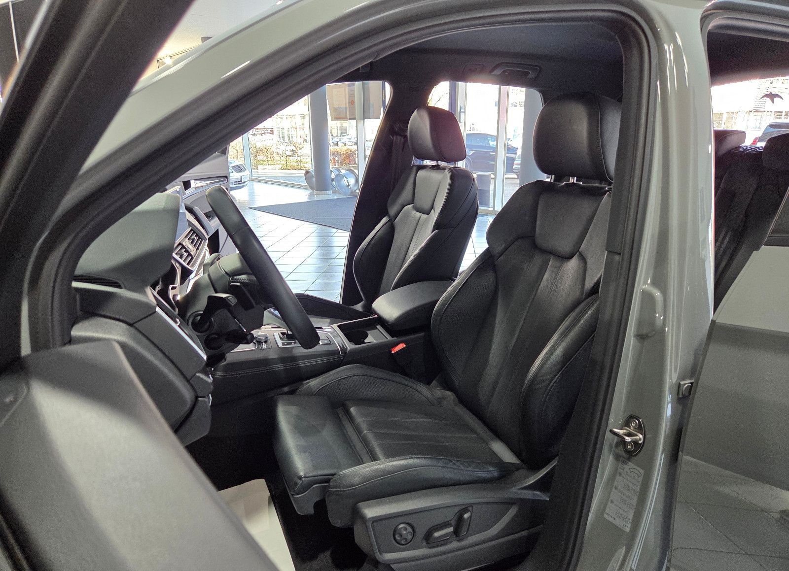 Audi SQ5 quattro DT.FZG 8xALU LUFT CARBON LEDER foto 9