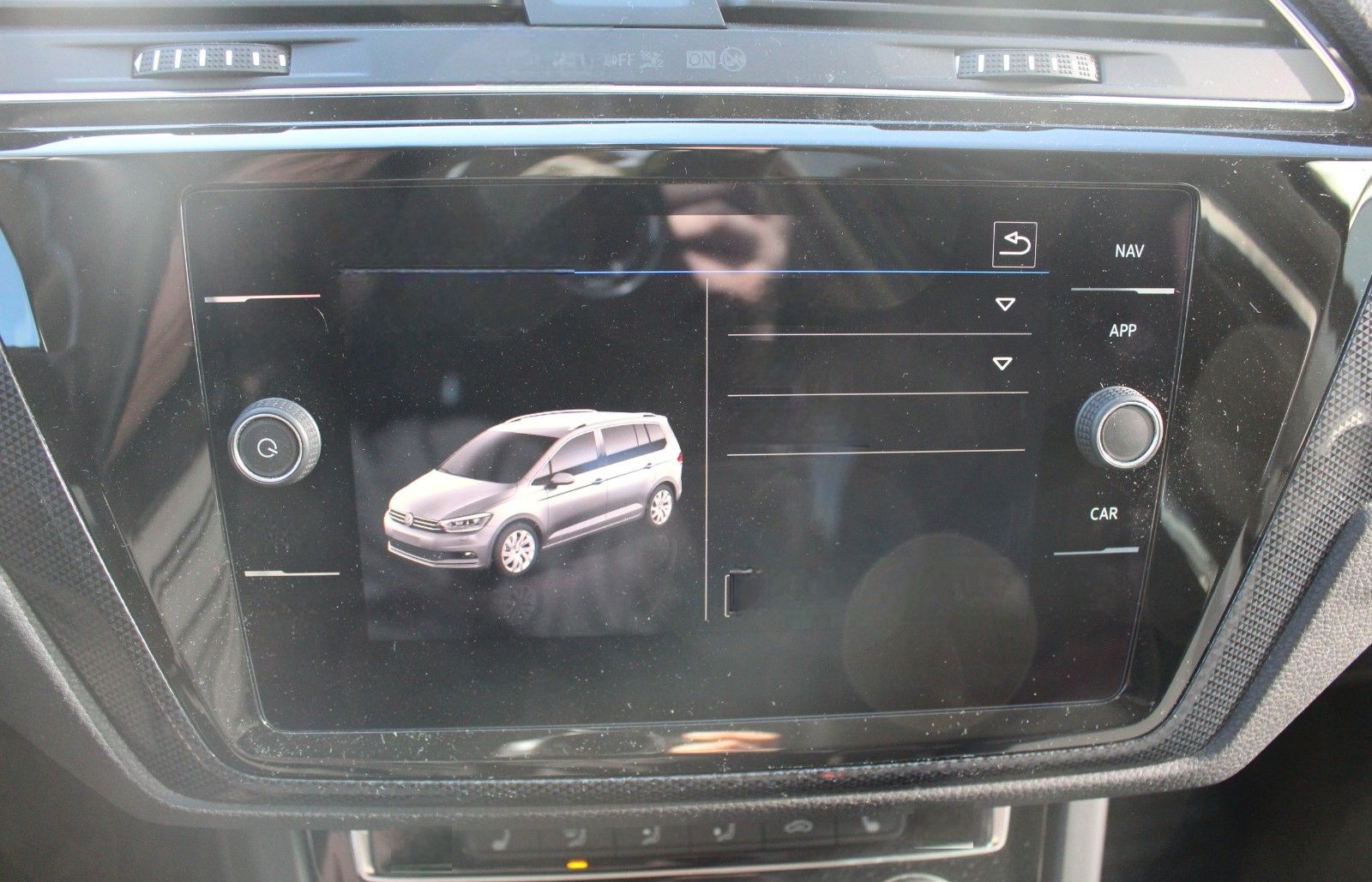 Volkswagen Touran United;7SITZE;STANDHZ;AHZV;LED;NAVI;VIRTU foto 23