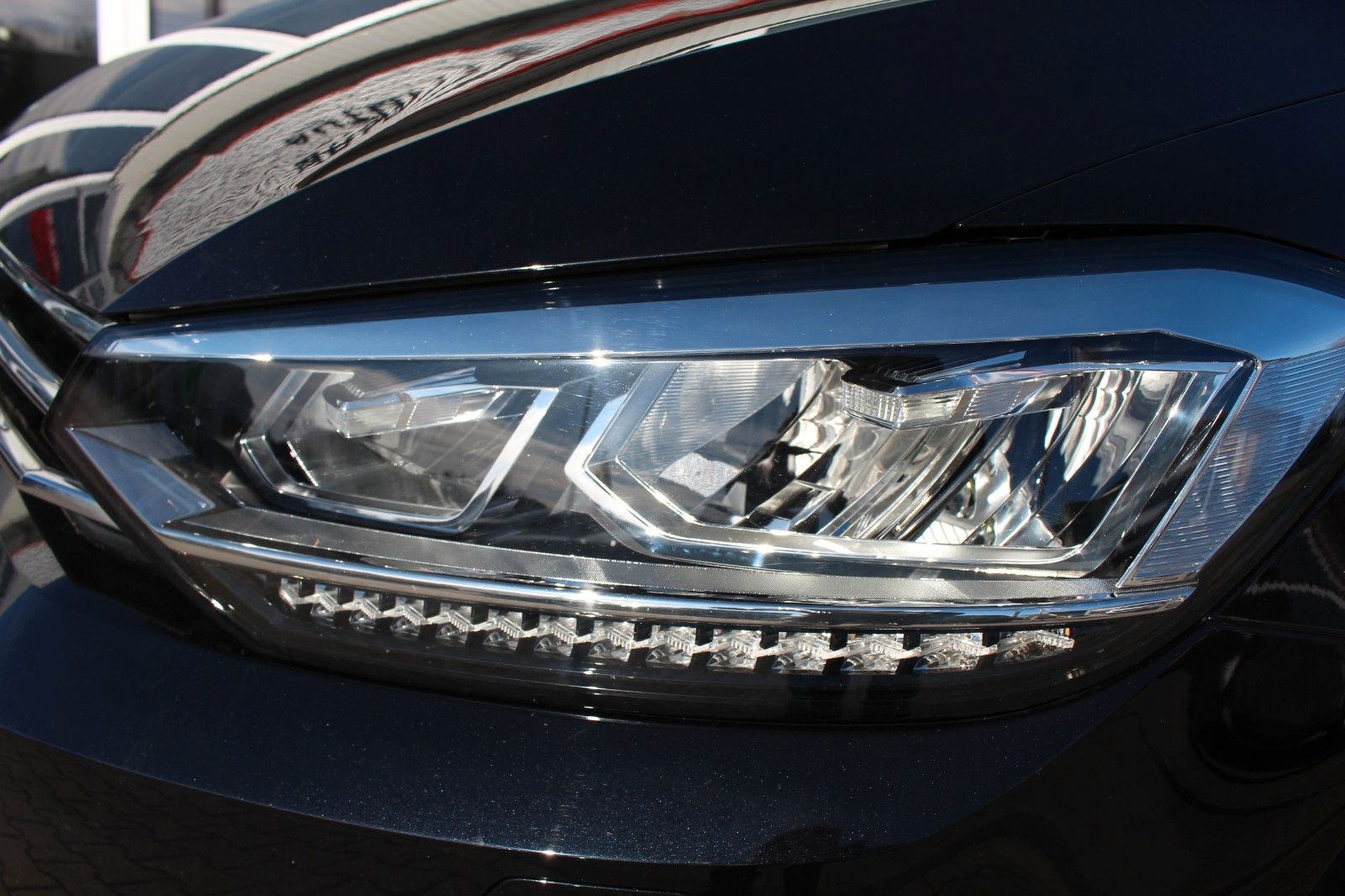Volkswagen Touran United;7SITZE;STANDHZ;AHZV;LED;NAVI;VIRTU foto 6