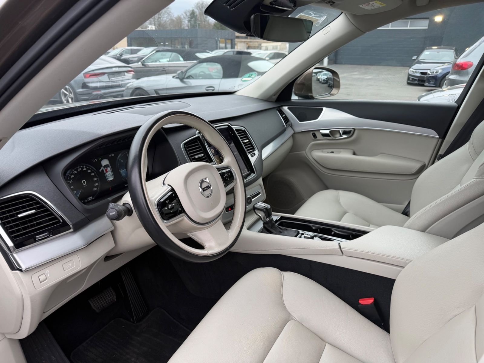 Volvo XC 90 AWD Panorama Navi Leder LED Digital foto 9