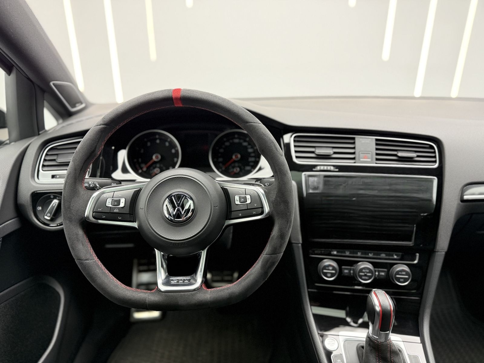 Volkswagen Golf GARAGENWAGEN*PANO*DYNAUDIO*AMBIENTE*ACC* foto 23