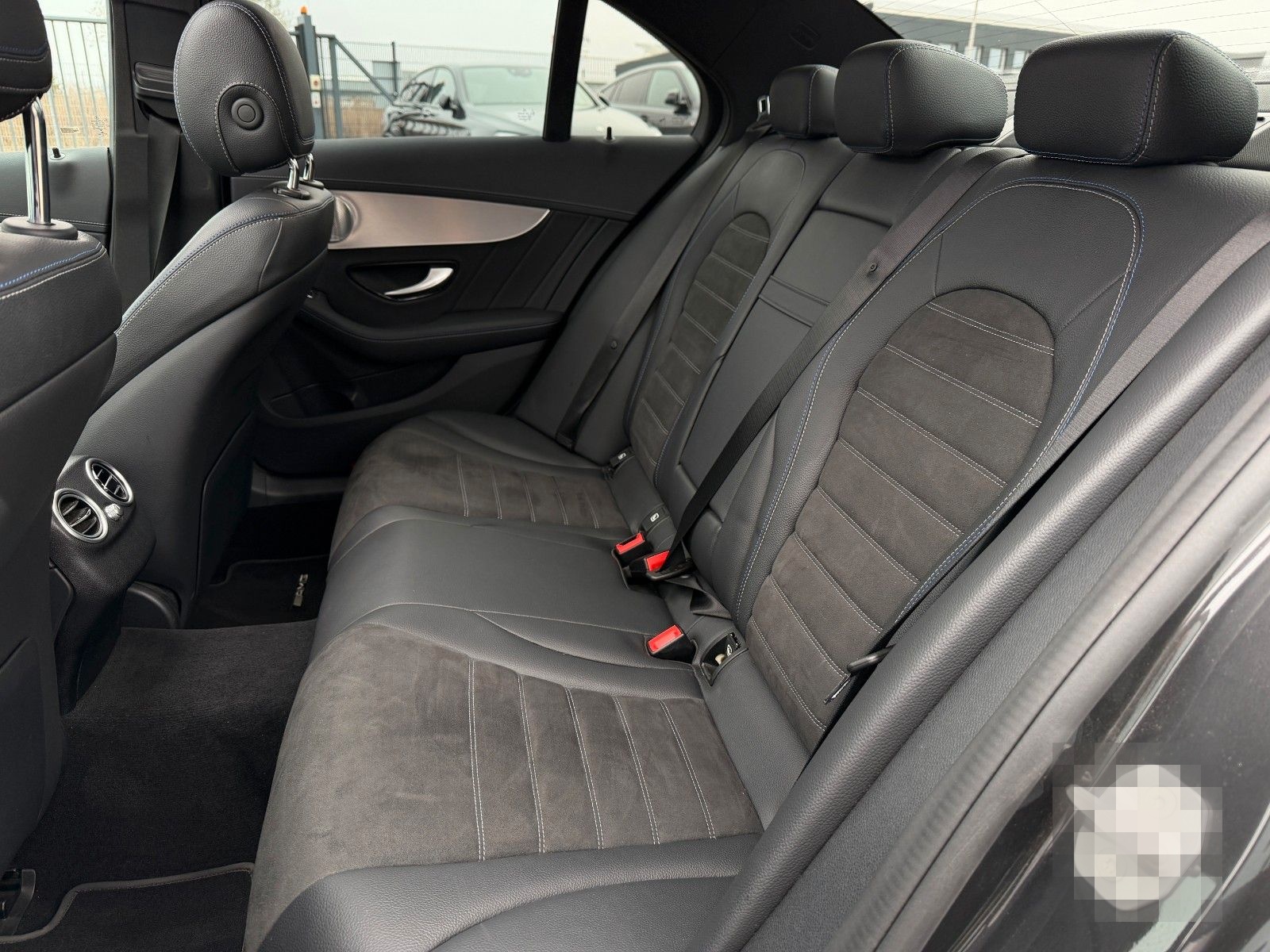 Mercedes-Benz C300de AMG Line Exklusiv*Uhr*Spoiler*Panorama foto 12