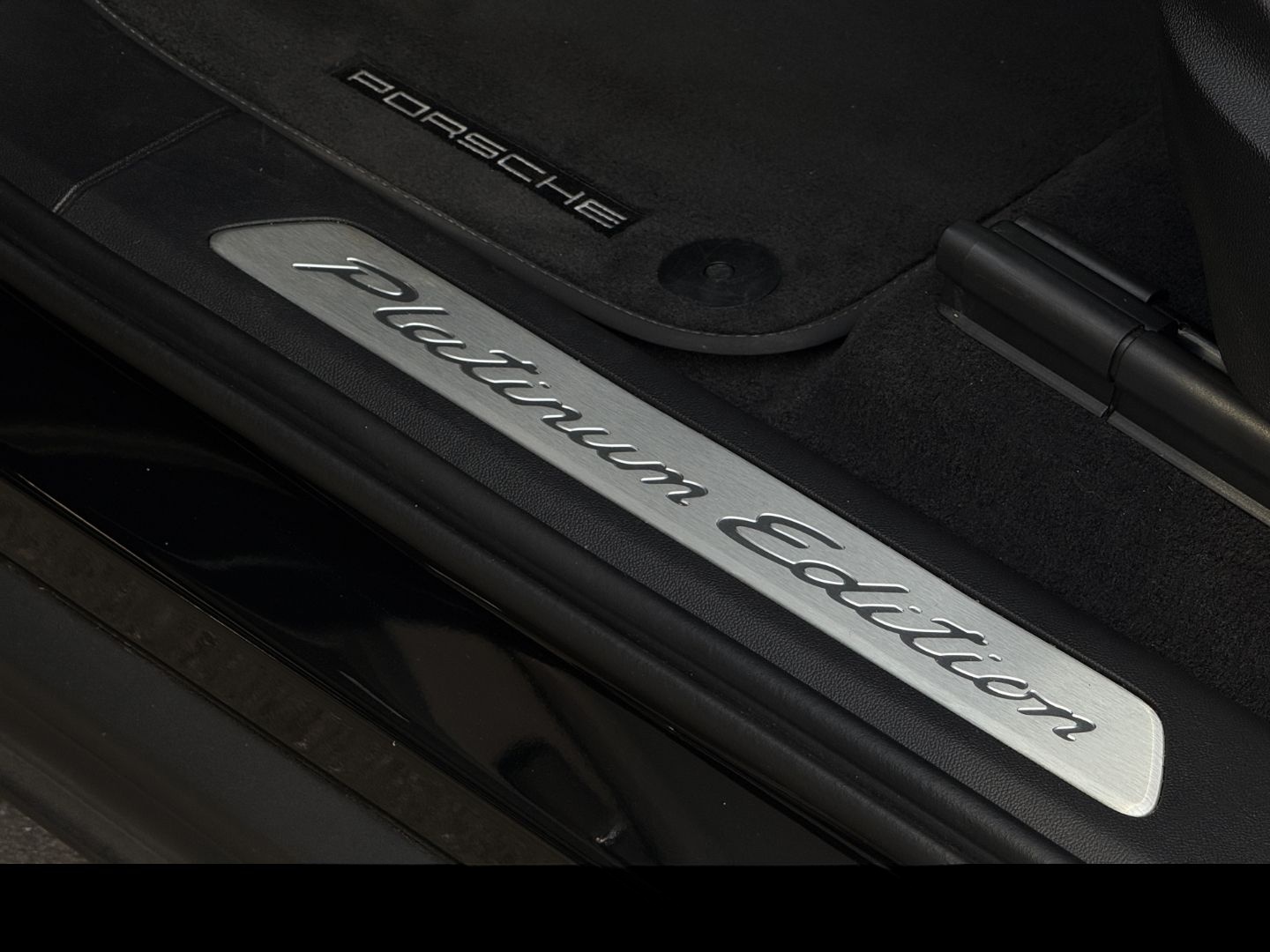 Porsche Cayenne Platinum Edition BOSE Panorama foto 24