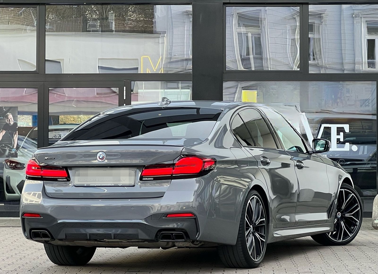 BMW M550i xDrive Laser DA Prof PA+ Glasd. Standh. HK foto 2