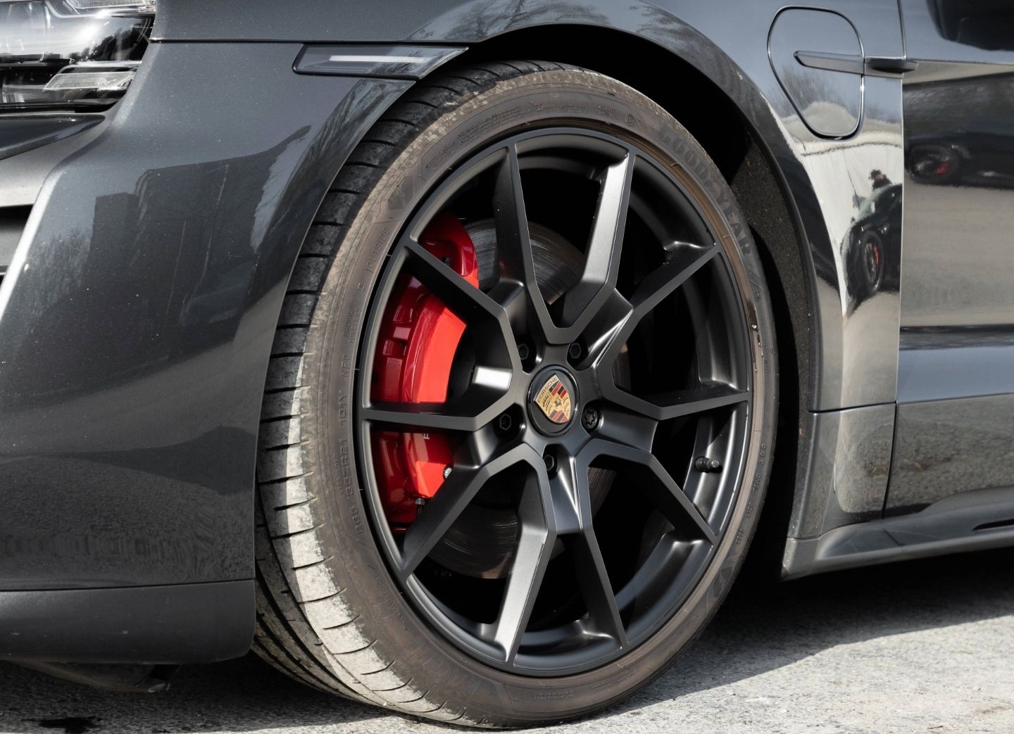 Porsche Taycan GTS Sport Turismo InnoDrive Panodach BOSE foto 14