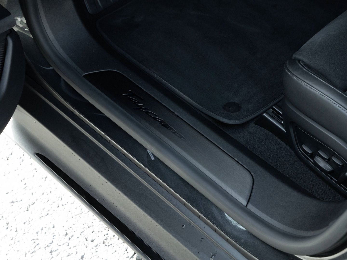 Porsche Taycan GTS Sport Turismo InnoDrive Panodach BOSE foto 21