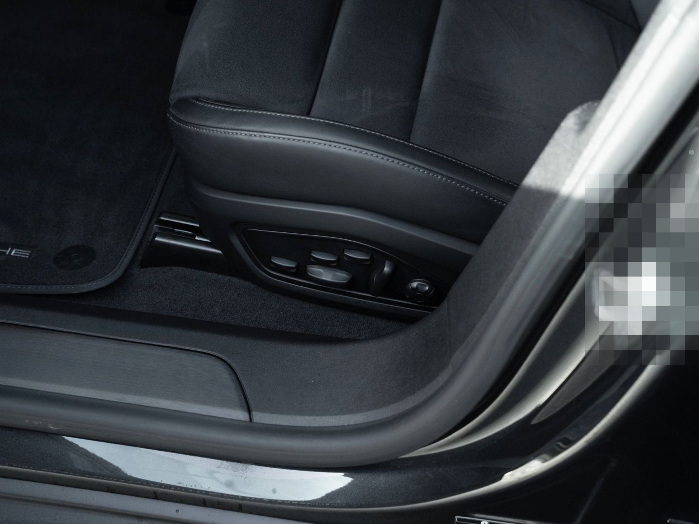 Porsche Taycan GTS Sport Turismo InnoDrive Panodach BOSE foto 22