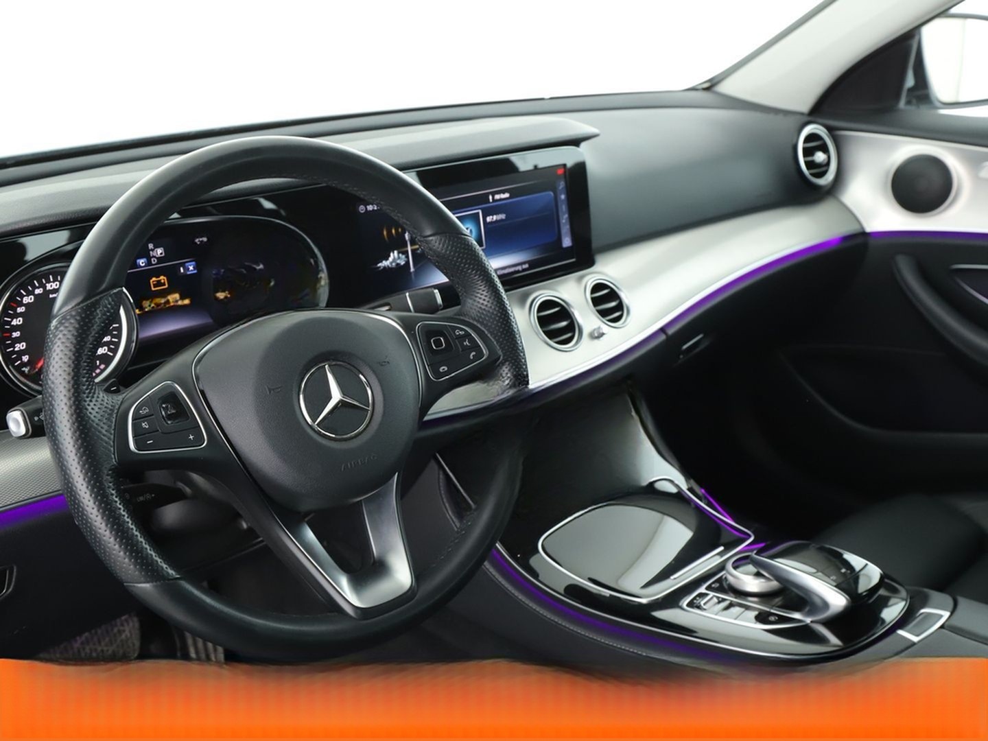 Mercedes-Benz E 200 T Avantgarde Aut. *LED*CAM*SHZ*NAVI* foto 13