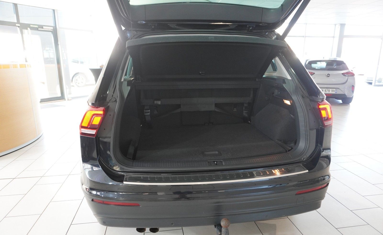 Volkswagen Tiguan 1.5 TSI IQ DRIVE DSG NAVI/LED/SHZ/AHK foto 12