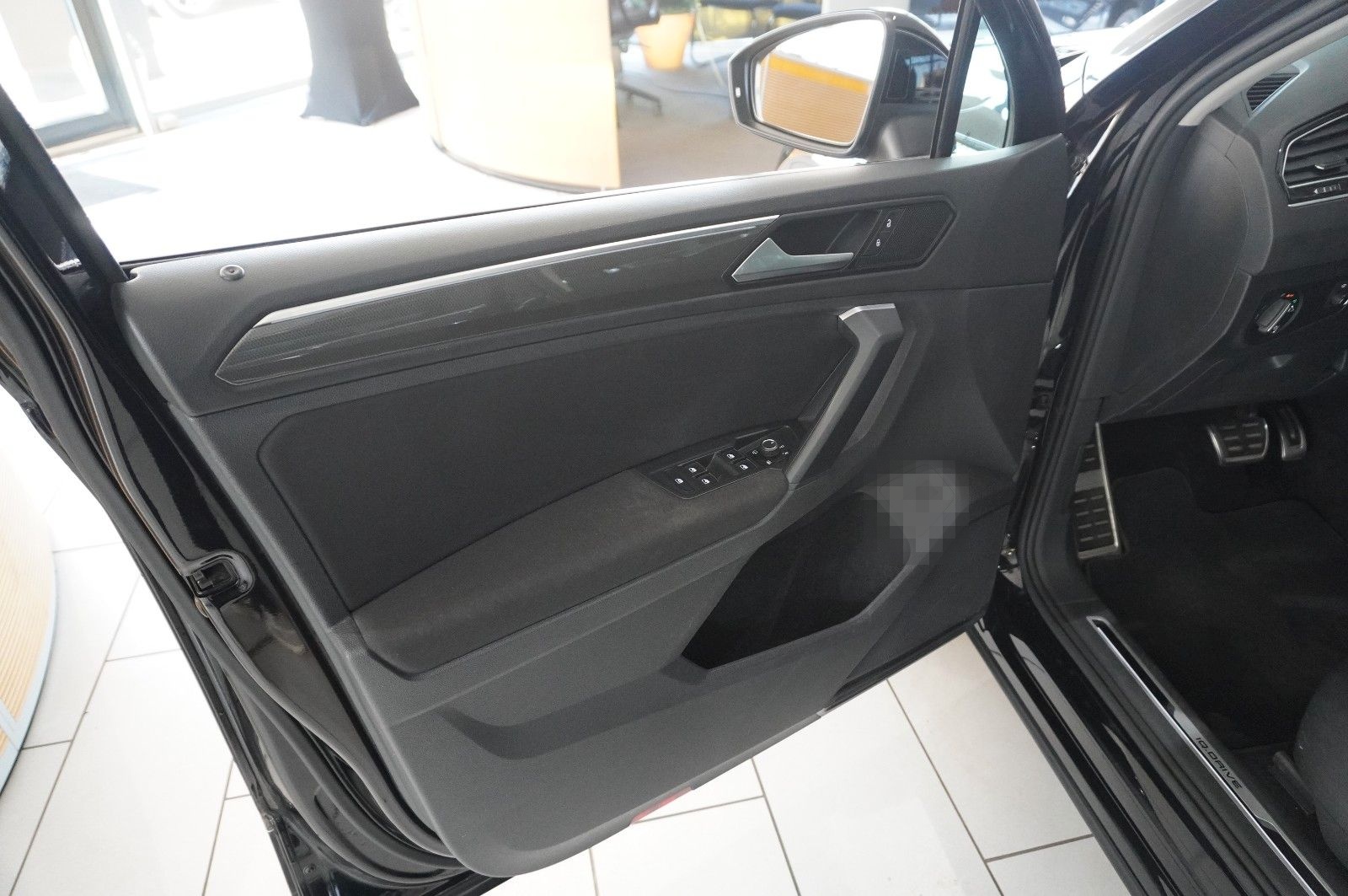 Volkswagen Tiguan 1.5 TSI IQ DRIVE DSG NAVI/LED/SHZ/AHK foto 17