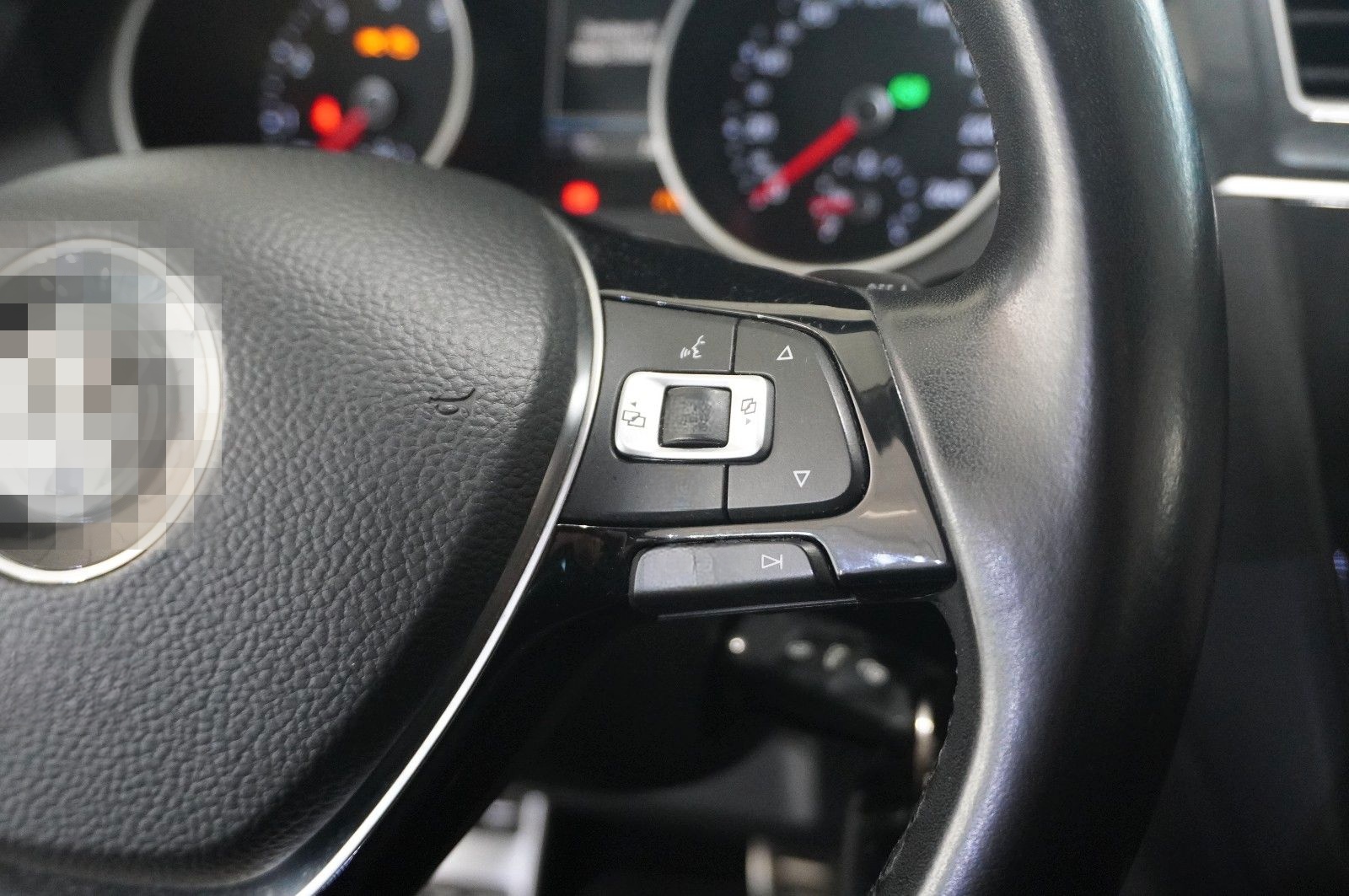 Volkswagen Tiguan 1.5 TSI IQ DRIVE DSG NAVI/LED/SHZ/AHK foto 21