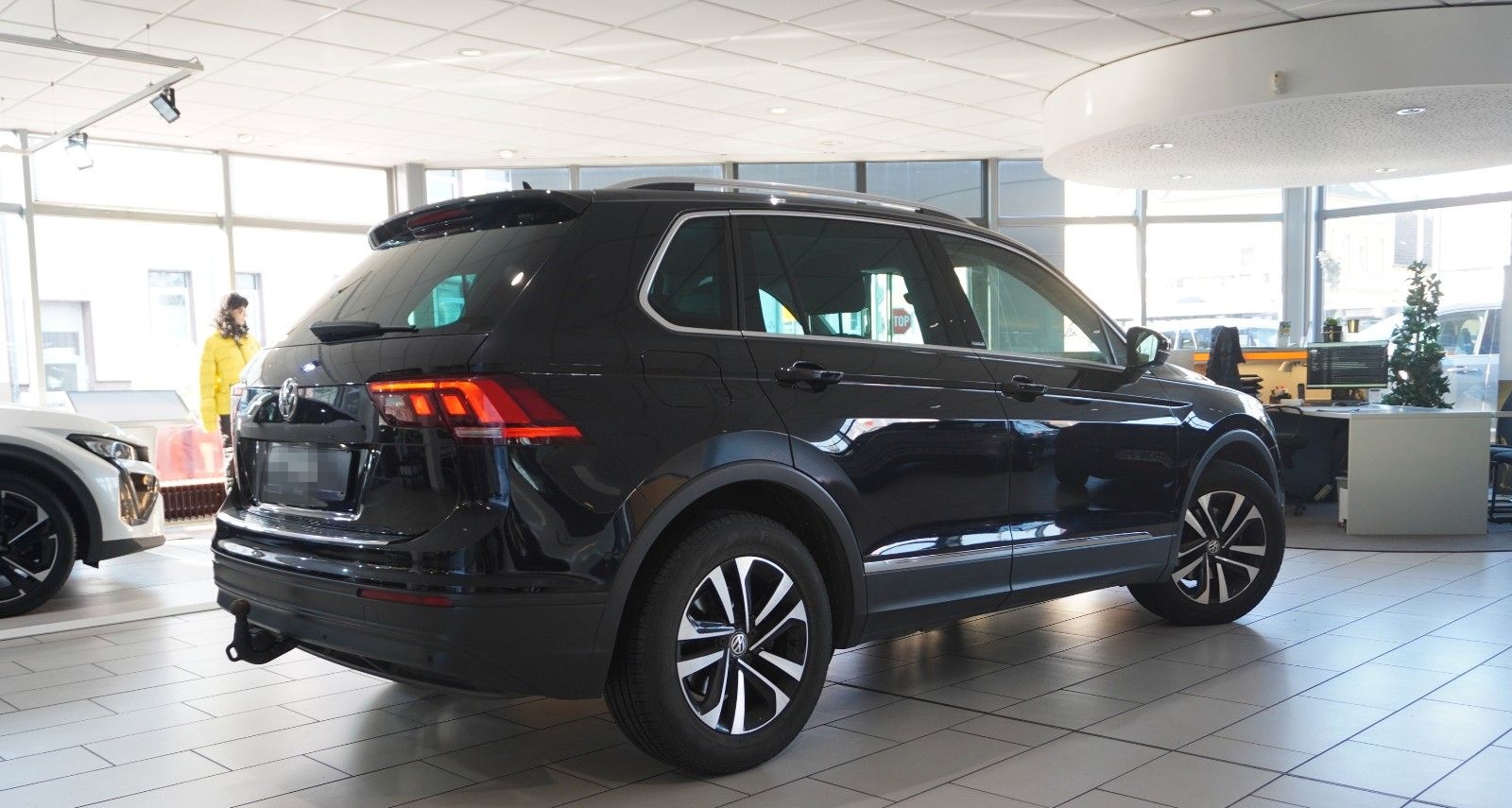 Volkswagen Tiguan 1.5 TSI IQ DRIVE DSG NAVI/LED/SHZ/AHK foto 8
