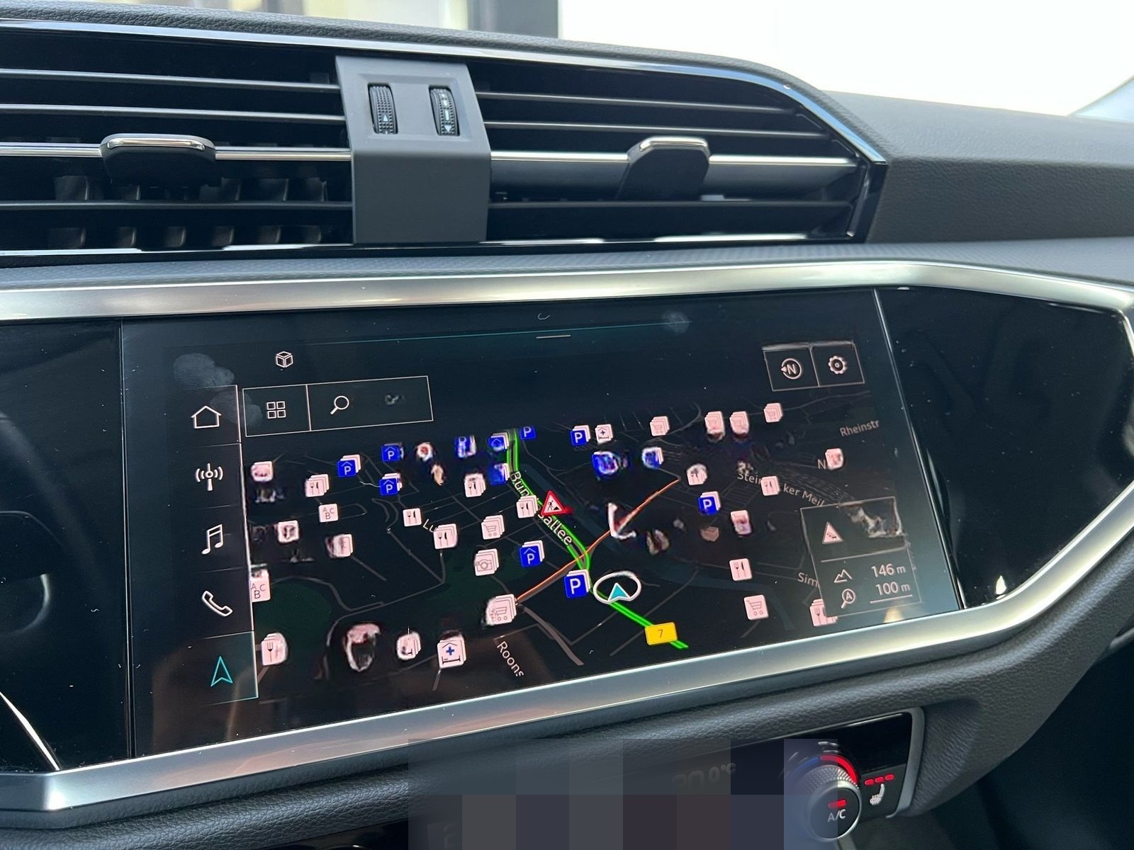 Audi Q3 40 TDI quattro basis AHK 360° RFK Navi LM foto 12
