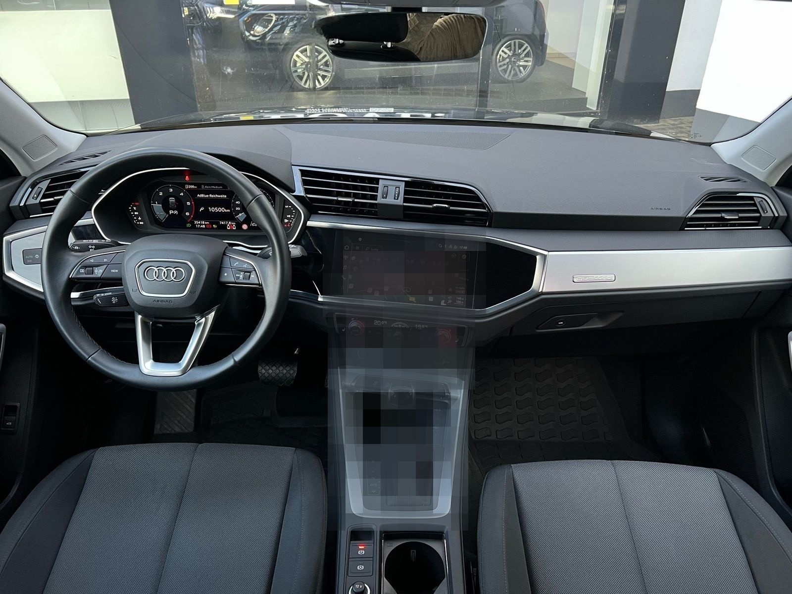 Audi Q3 40 TDI quattro basis AHK 360° RFK Navi LM foto 6