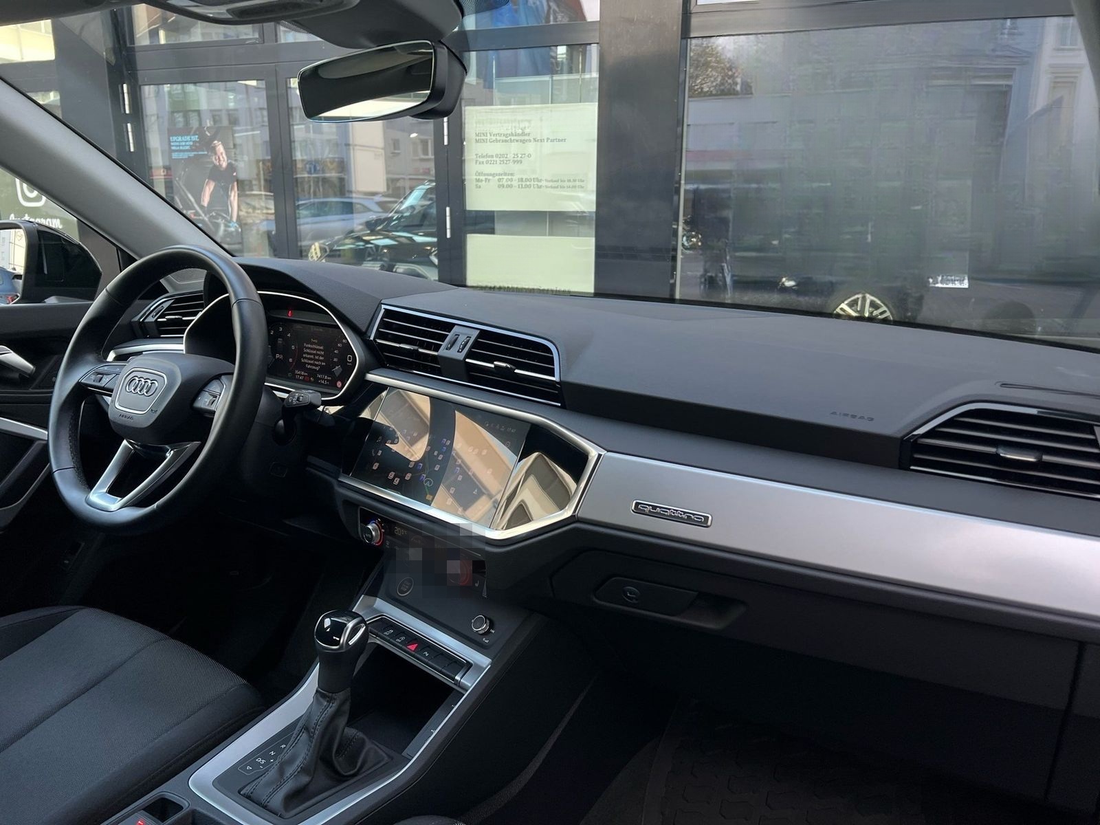 Audi Q3 40 TDI quattro basis AHK 360° RFK Navi LM foto 7