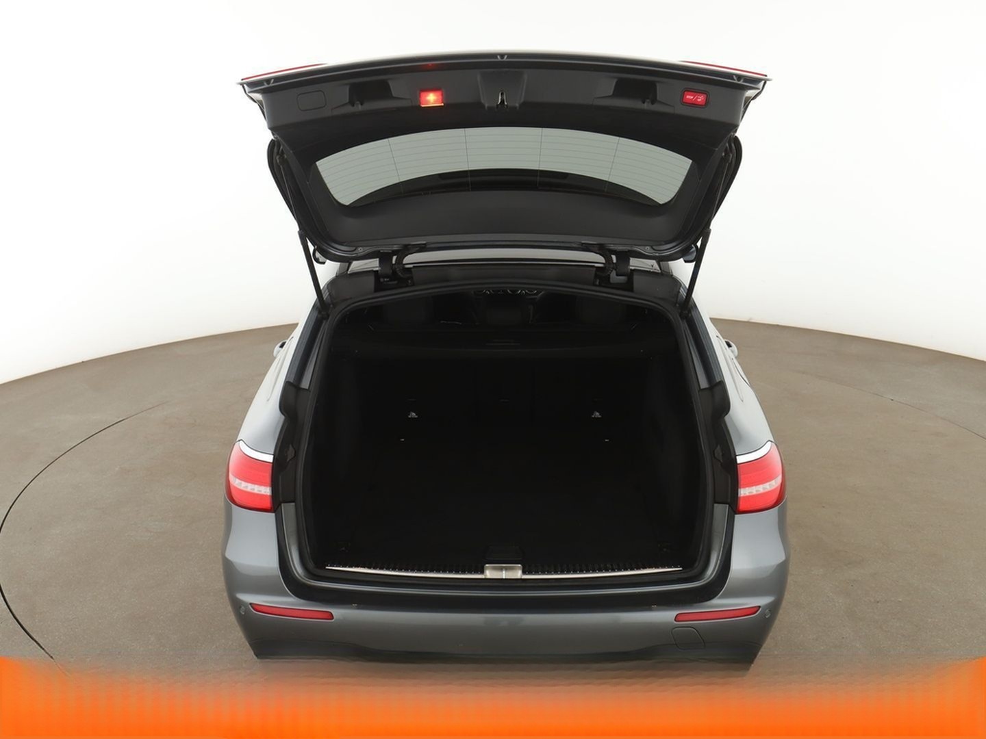Mercedes-Benz E-Klasse E 220 d AMG Line Aut.*NAVI*HEAD-UP*LED* foto 17