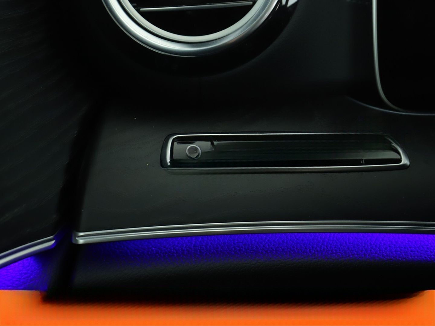 Mercedes-Benz E-Klasse E 220 d AMG Line Aut.*NAVI*HEAD-UP*LED* foto 29