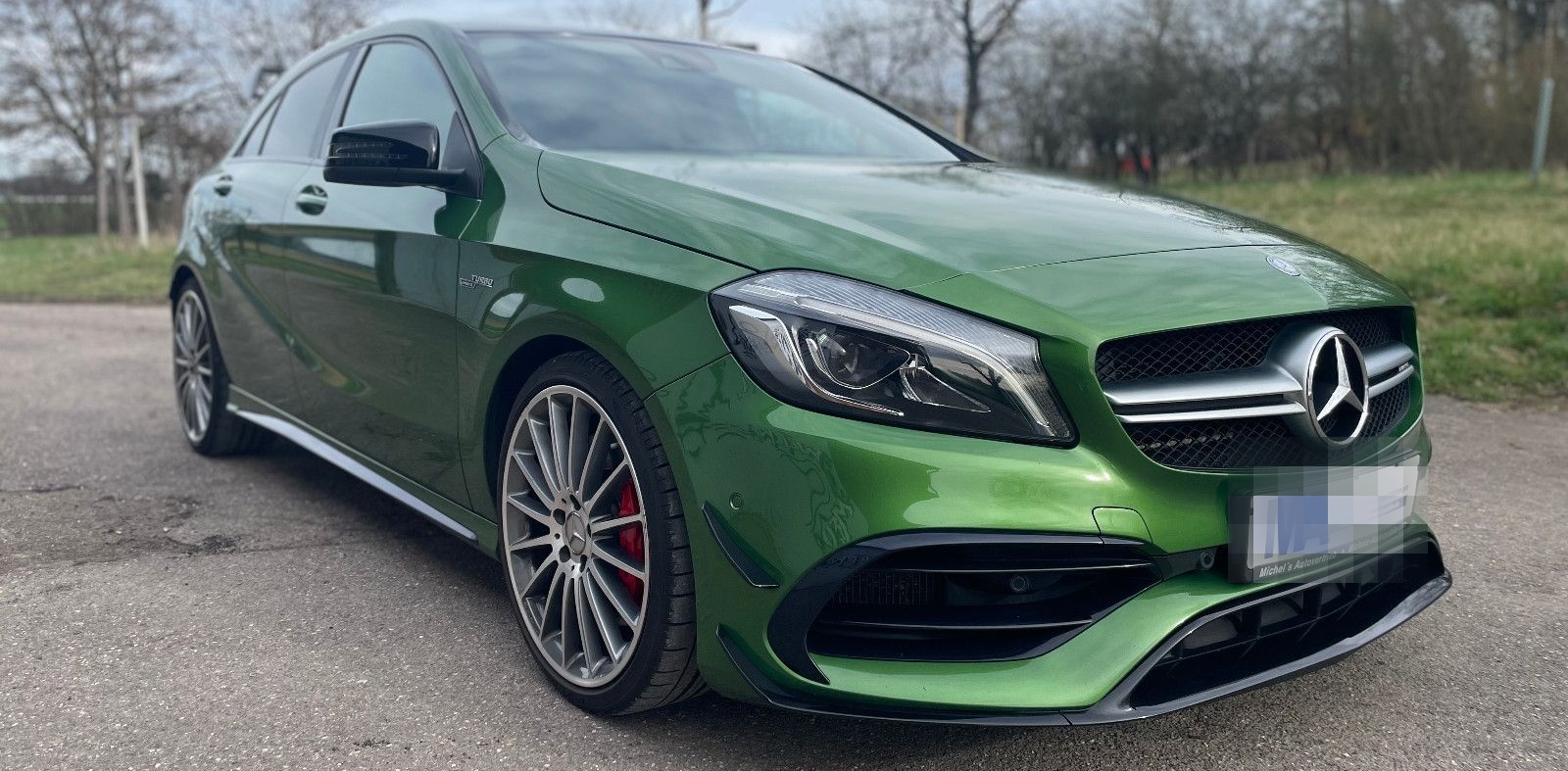 Mercedes-Benz A 45 AMG 4m Pano Navi KeyGo Perf.-Abgas. Nightp. foto 2