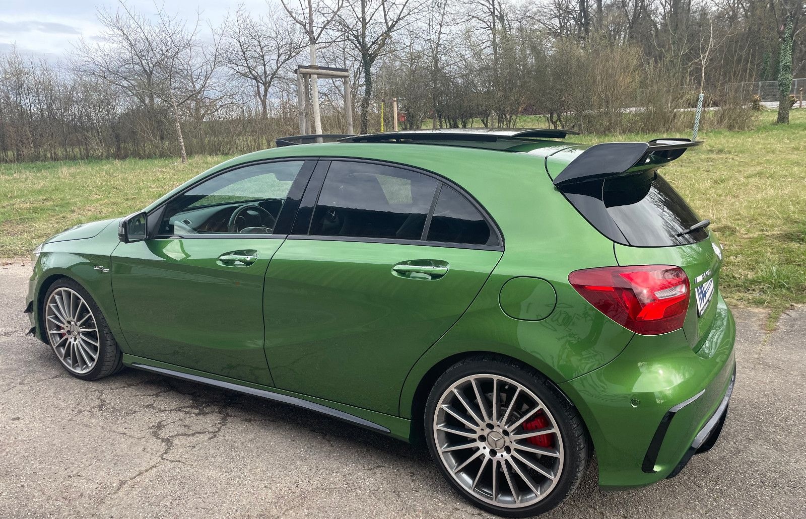 Mercedes-Benz A 45 AMG 4m Pano Navi KeyGo Perf.-Abgas. Nightp. foto 13