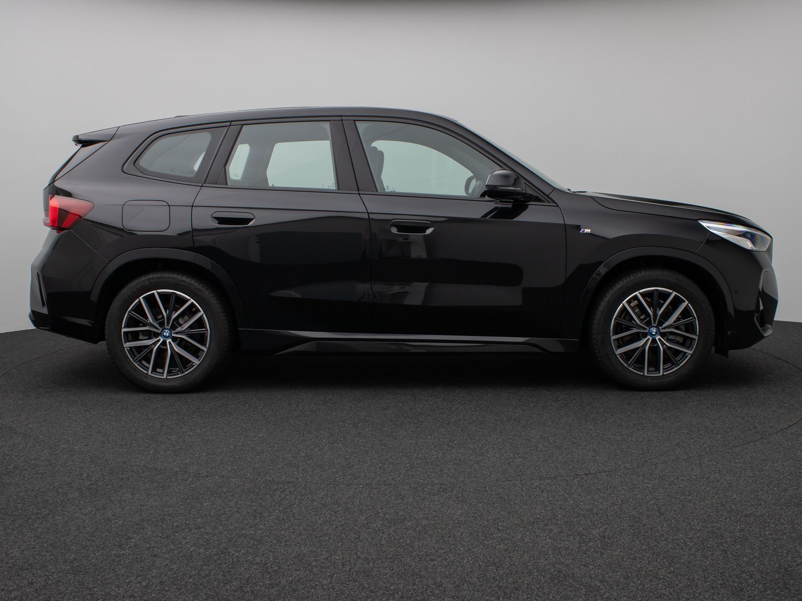 BMW iX1 xD30 M Sport Kamera Panorama AHK DrivAsssist foto 5