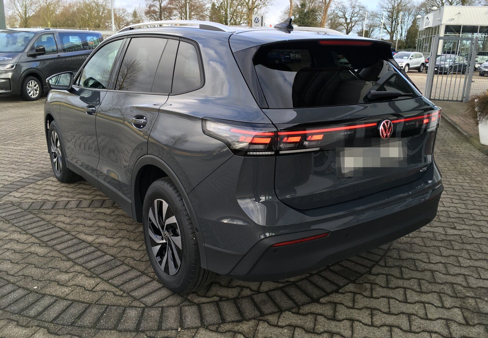 Volkswagen Tiguan Life 1.5 eTSI DSG AHK+ACC+LED+Kamera+LM foto 3