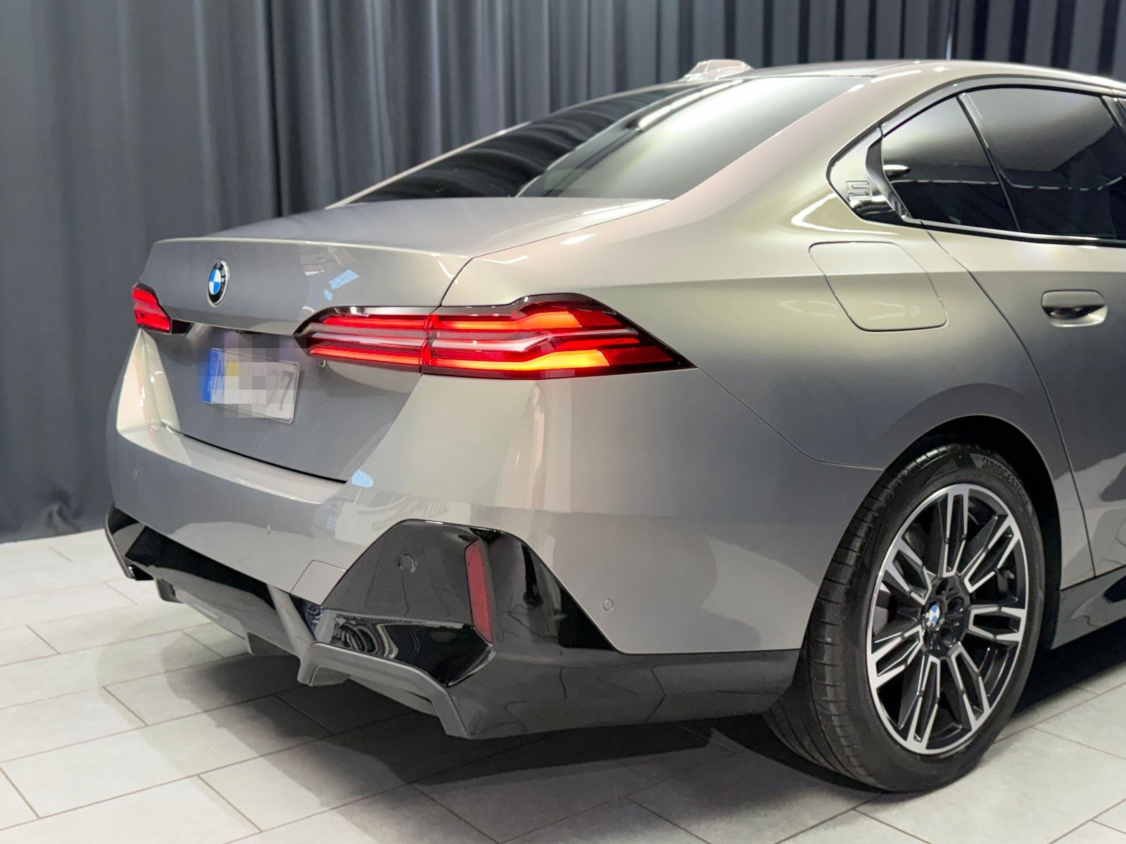 BMW 520 d Limousine M Sport|H&K|HuD|Garantie foto 15