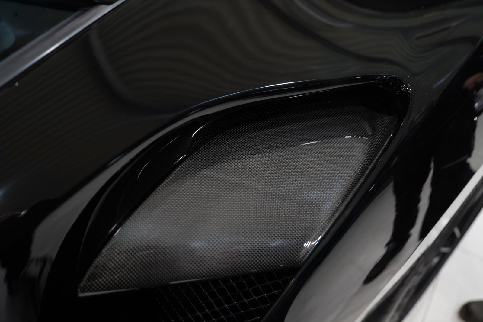 Ferrari 488 GTB*CARBON-LED*RACING-SEATS*JBL*20"LM*1.HAND foto 16