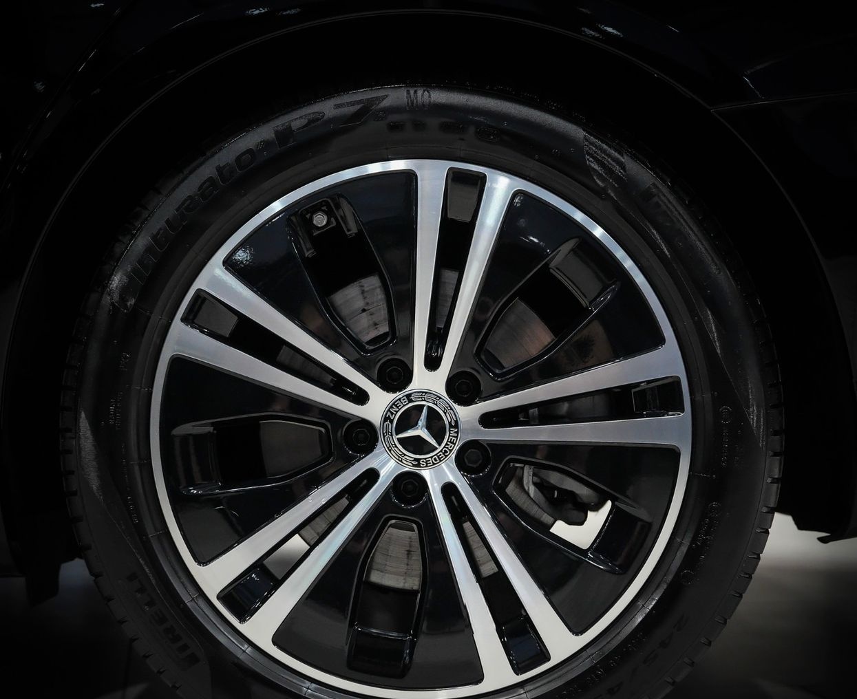 Mercedes-Benz E 400d T 4M*AVANTGARDE*LUFTFED.*LEDER*NAVI*LED* foto 11