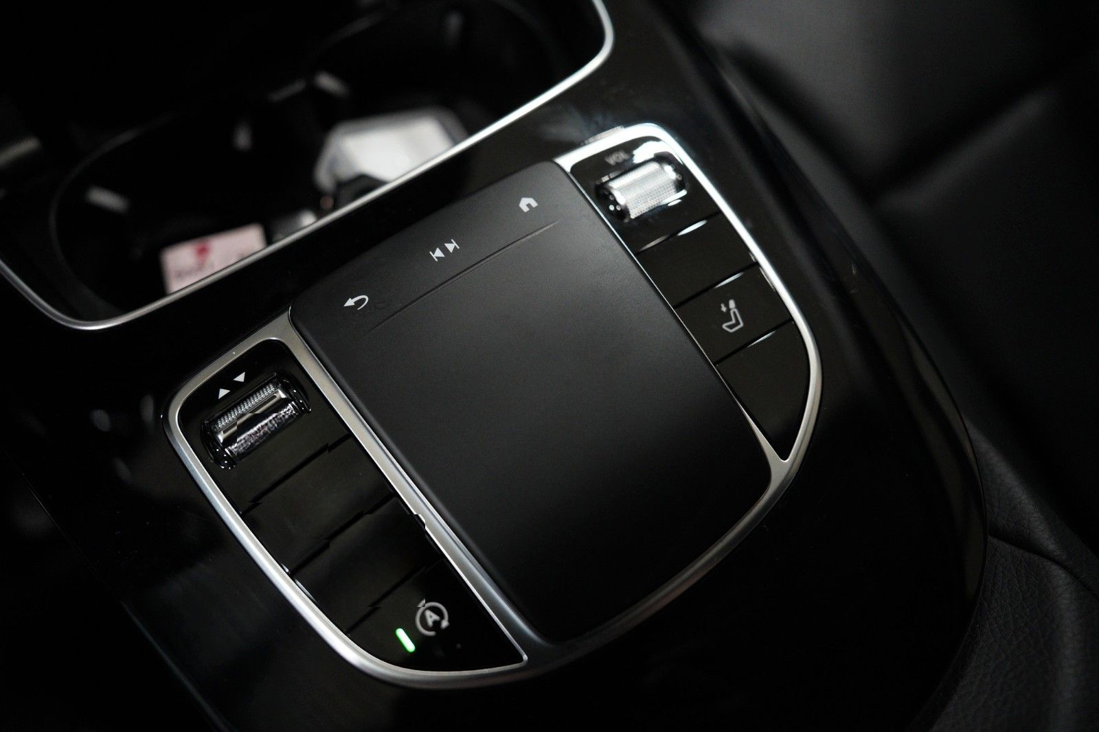 Mercedes-Benz E 400d T 4M*AVANTGARDE*LUFTFED.*LEDER*NAVI*LED* foto 19